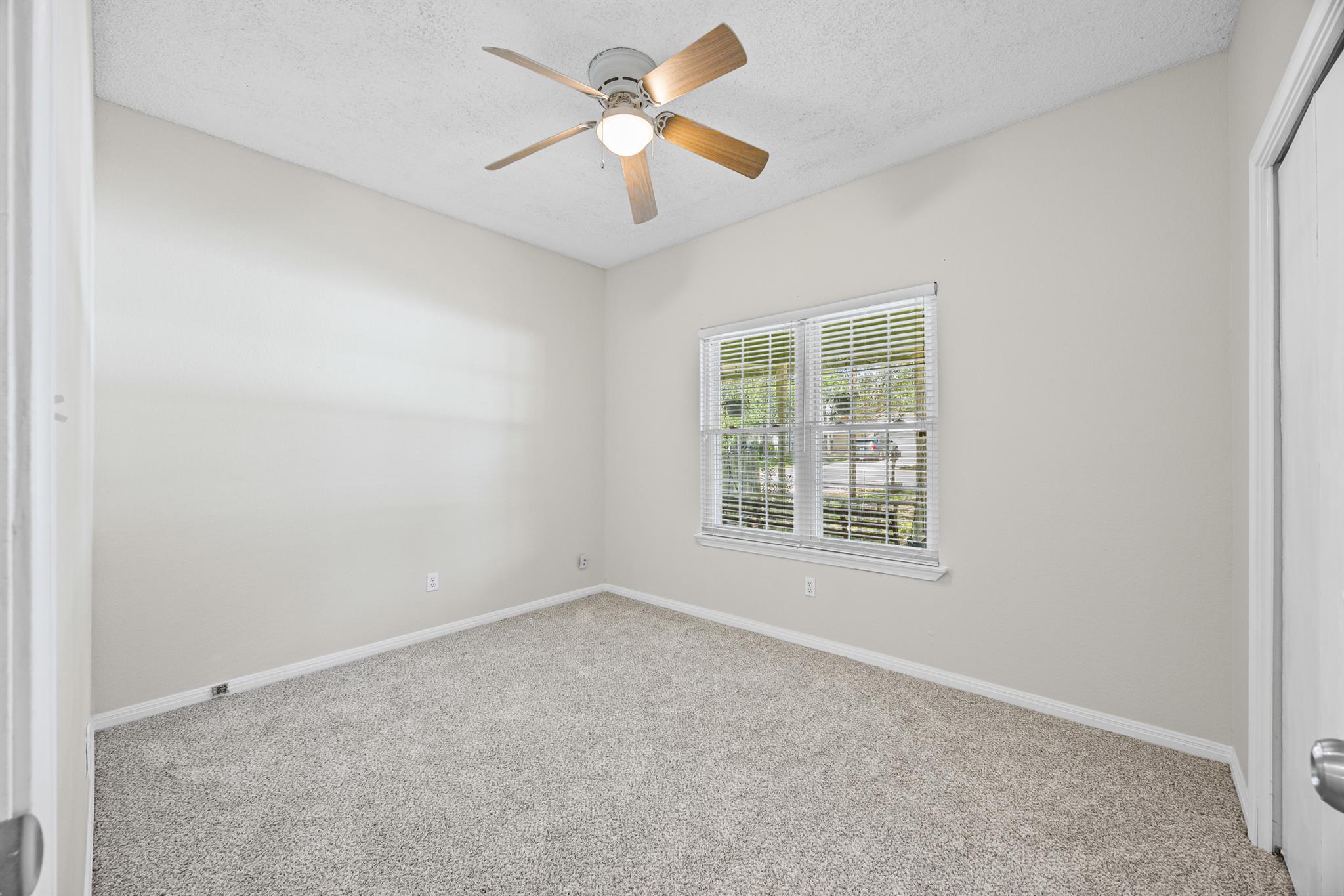 1007 N Bishop St, San Marcos, TX 78666
