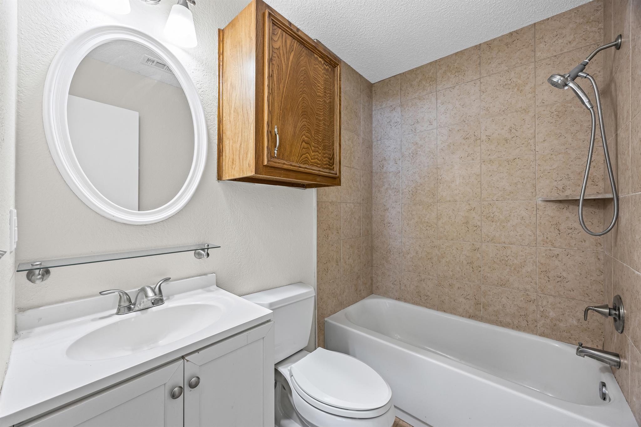 1007 N Bishop St, San Marcos, TX 78666