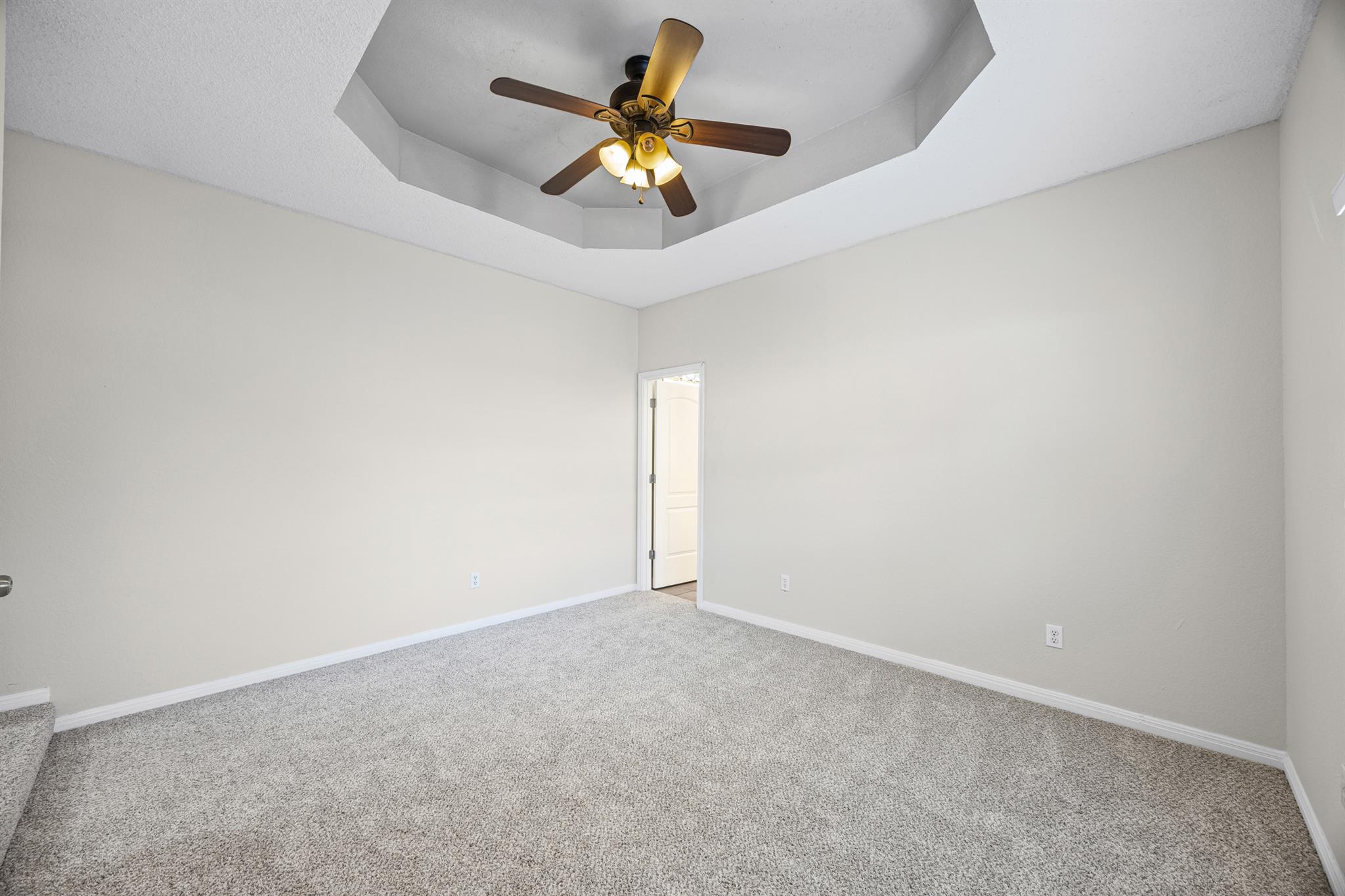 1007 N Bishop St, San Marcos, TX 78666