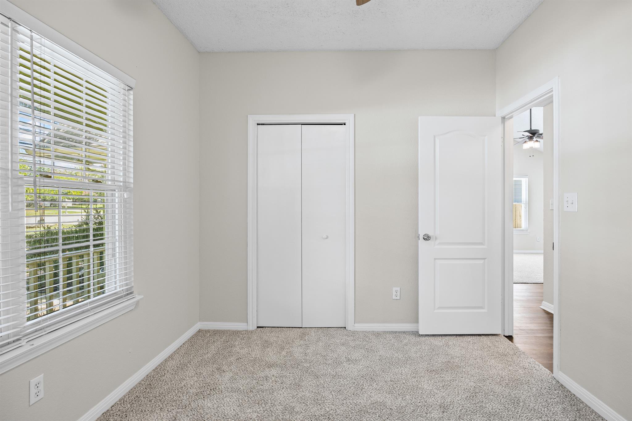 1007 N Bishop St, San Marcos, TX 78666