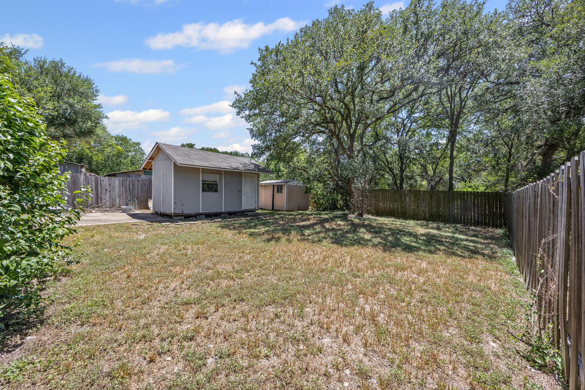 1007 N Bishop St, San Marcos, TX 78666