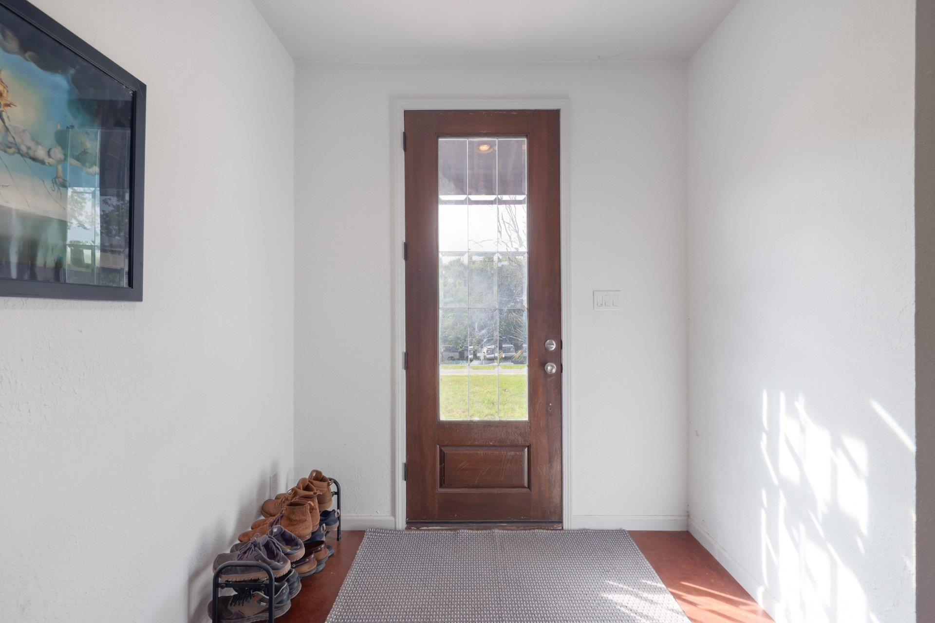 2401 De Soto Dr, Austin, TX 78733