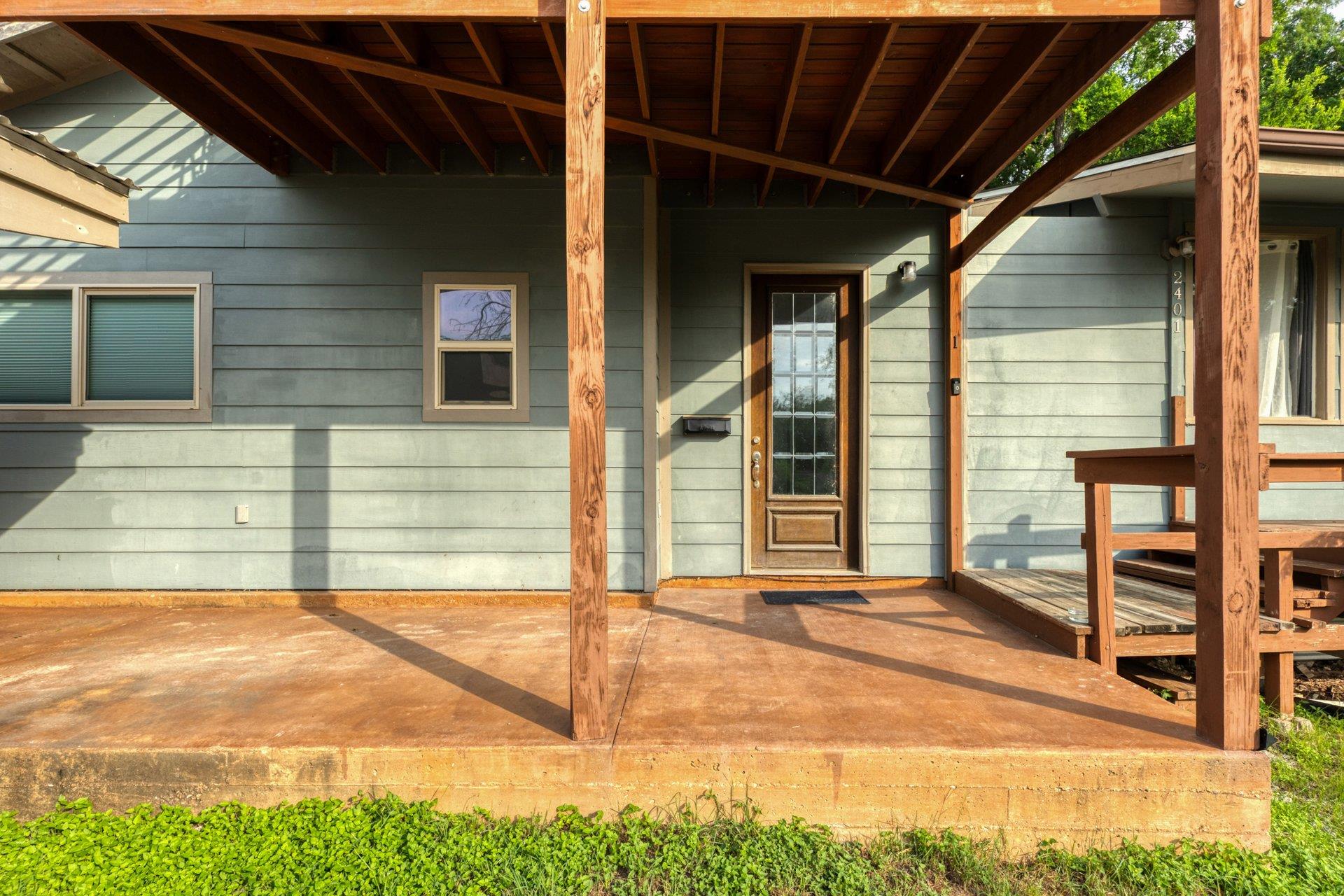 2401 De Soto Dr, Austin, TX 78733