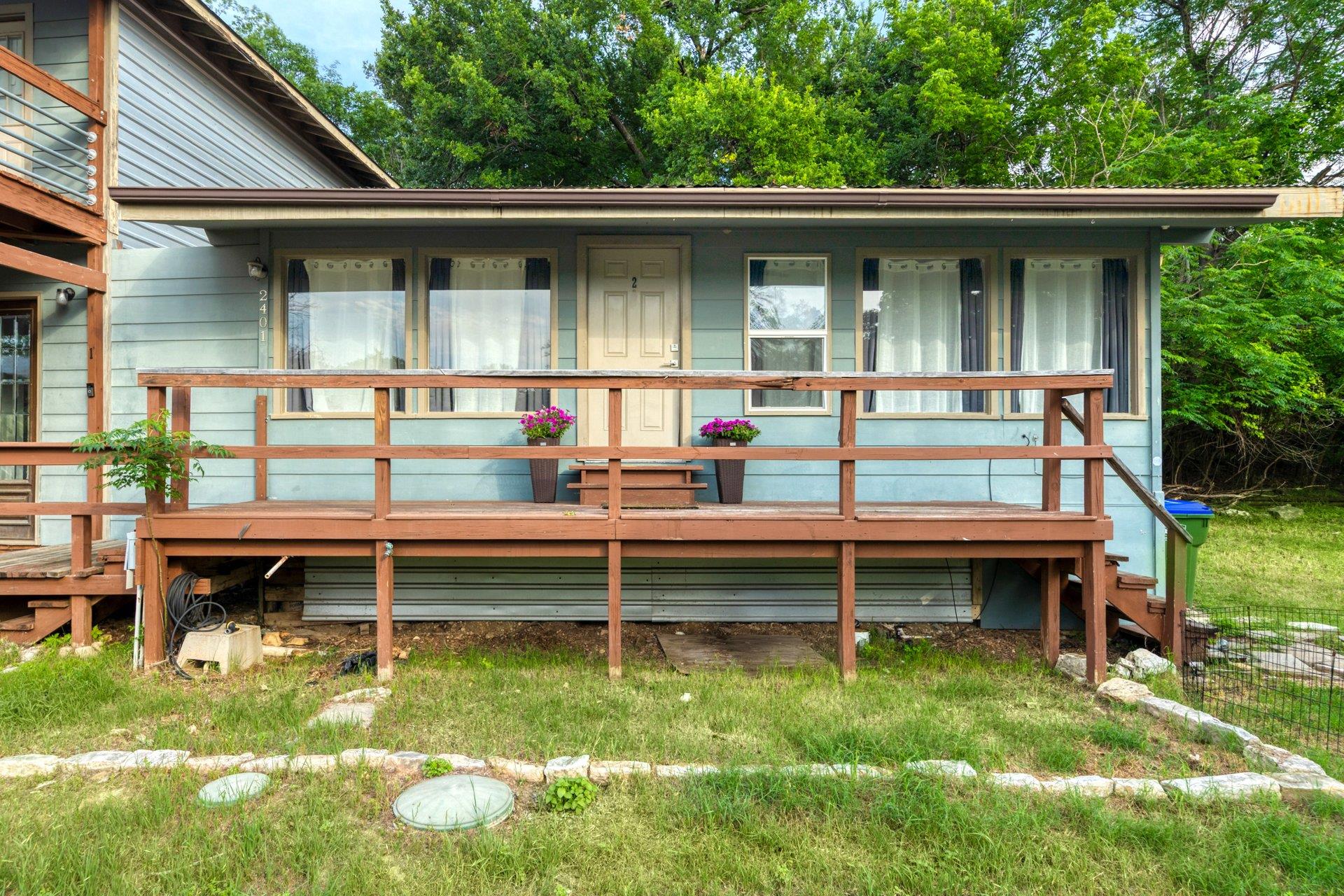 2401 De Soto Dr, Austin, TX 78733