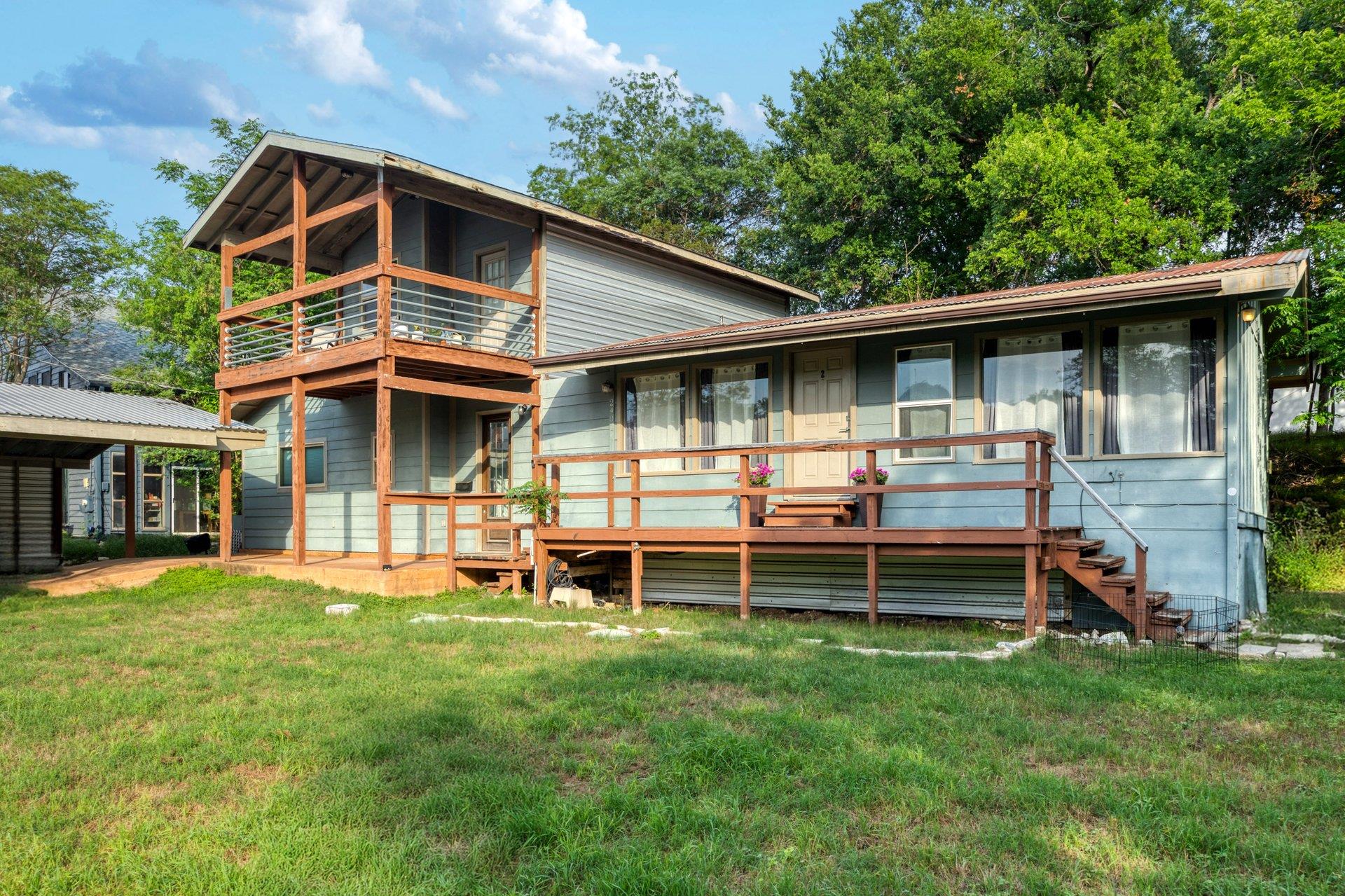 2401 De Soto Dr, Austin, TX 78733