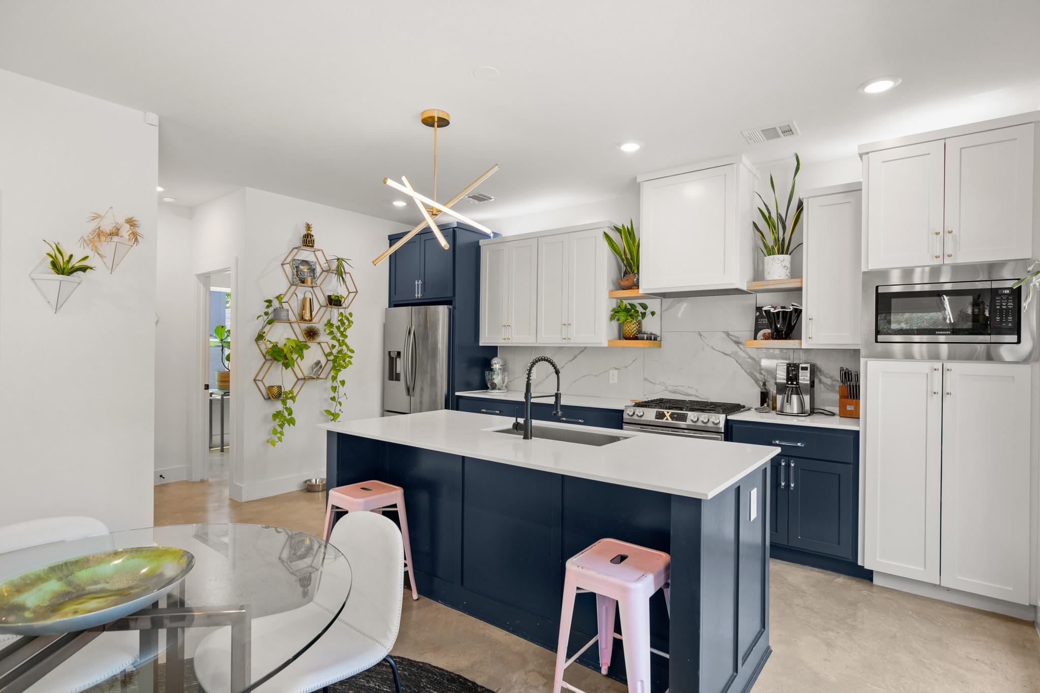 1413 Montopolis Dr # A, Austin, TX 78741