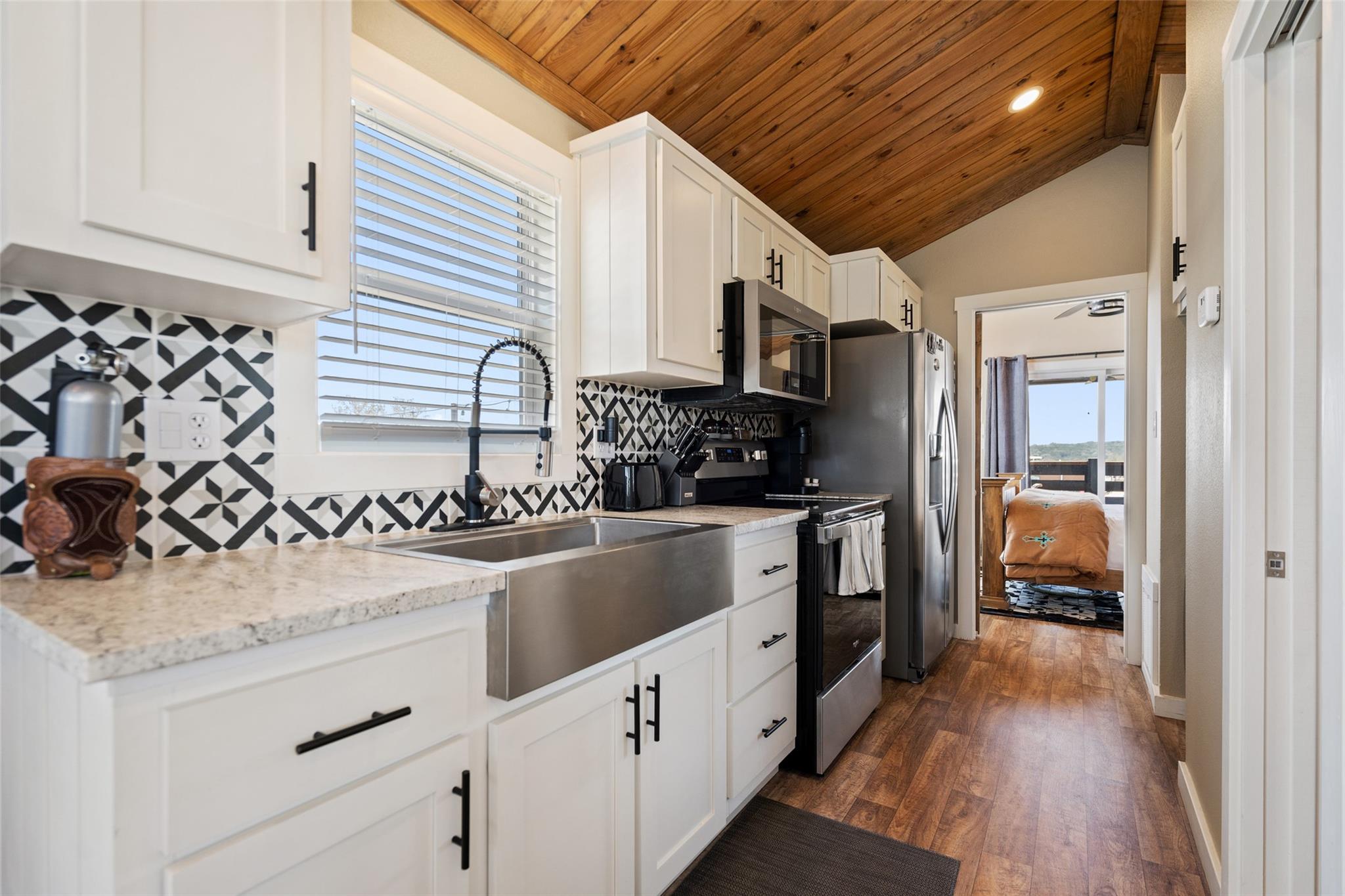 5386 Ranch Road 1376 # 50, Fredericksburg, TX 78624