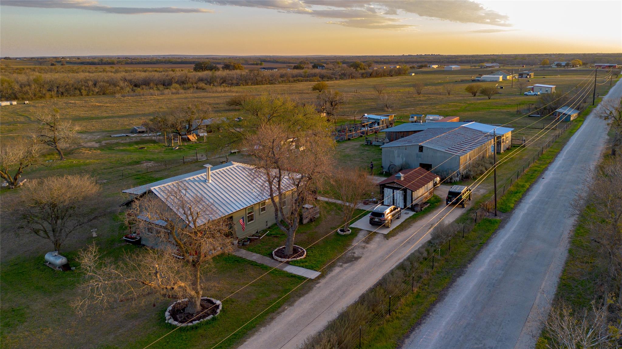 7150 Linne Rd, Seguin, TX 78155