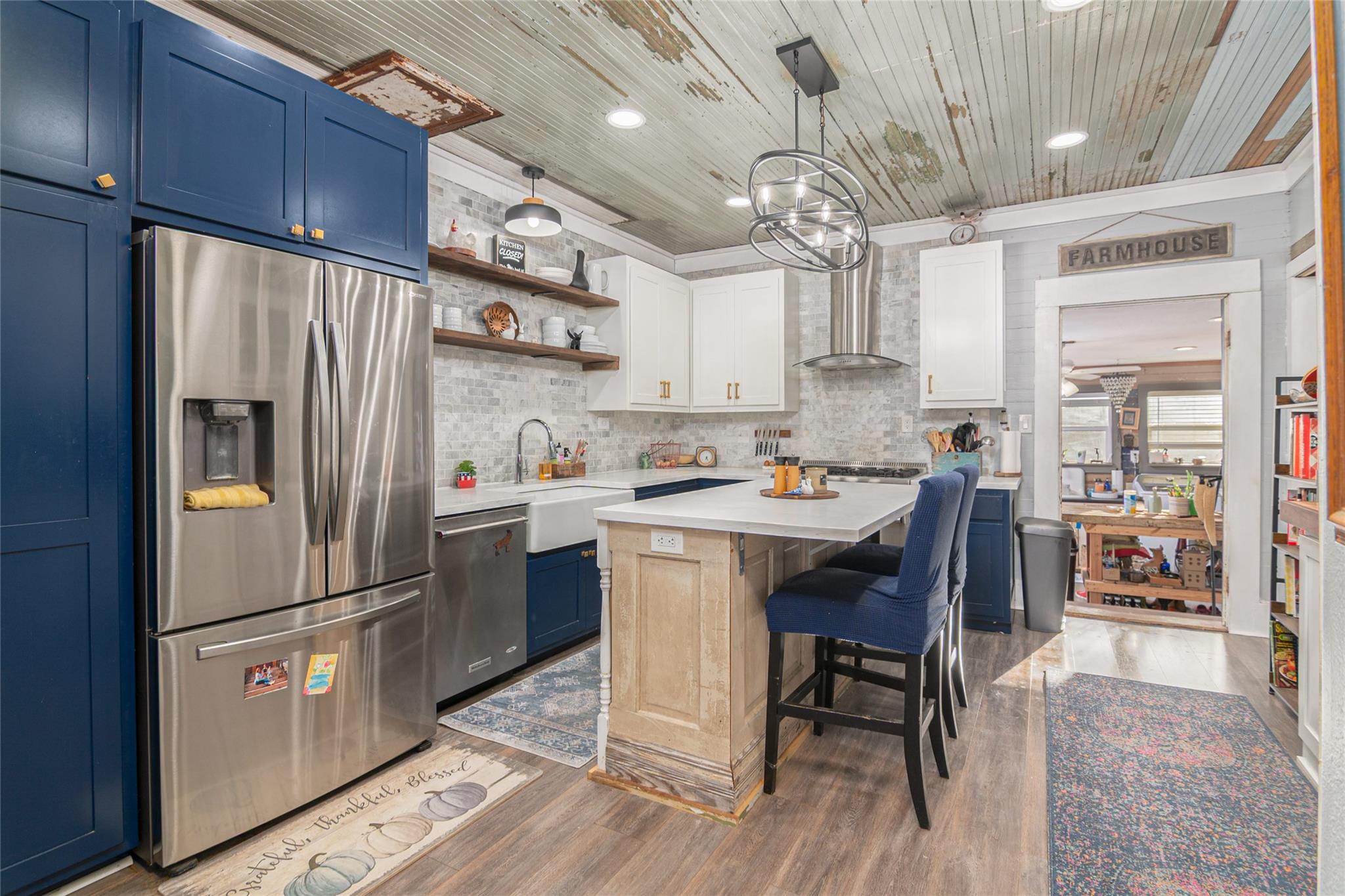 7150 Linne Rd, Seguin, TX 78155