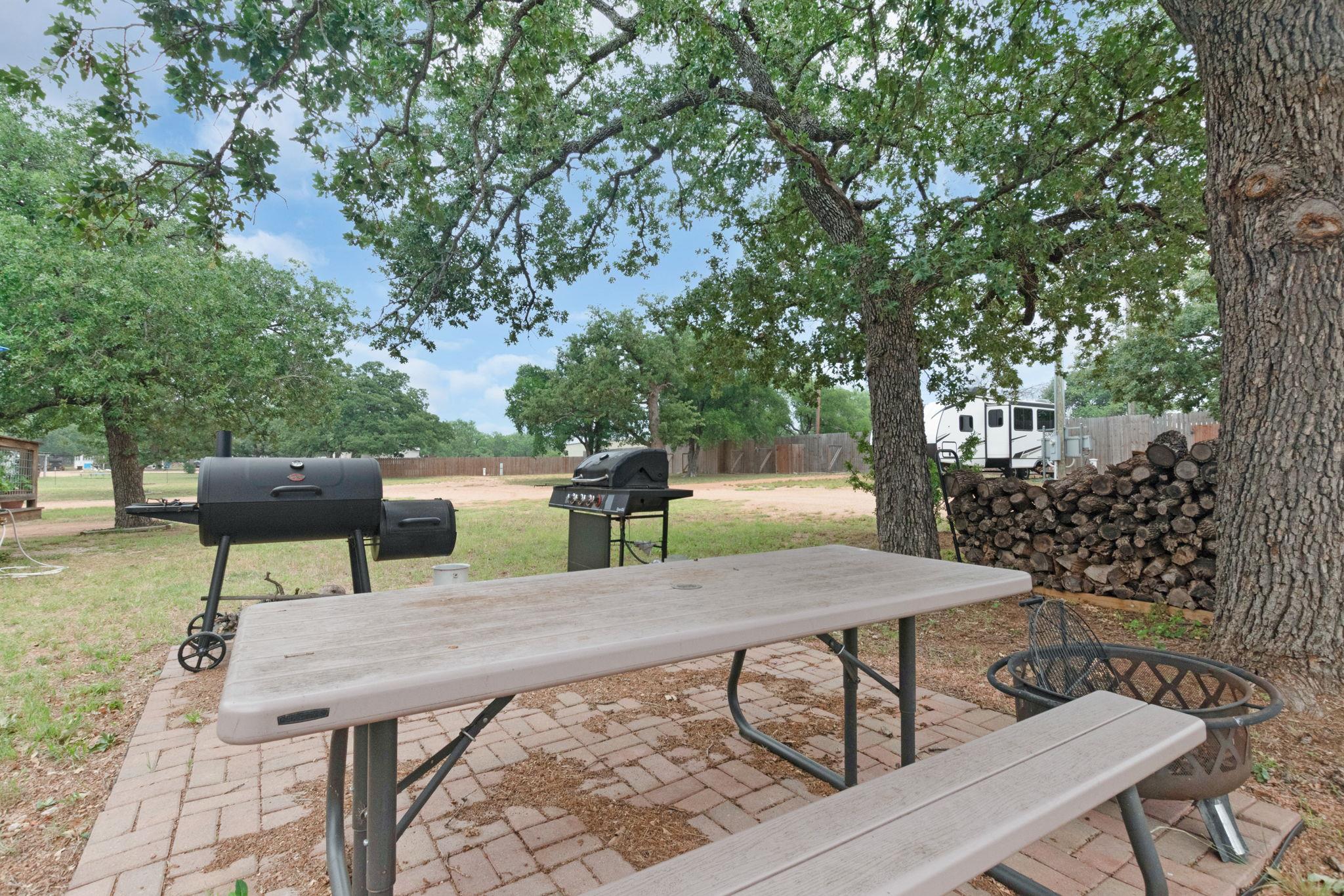 310 Cortez Trl, Buchanan Dam, TX 78609