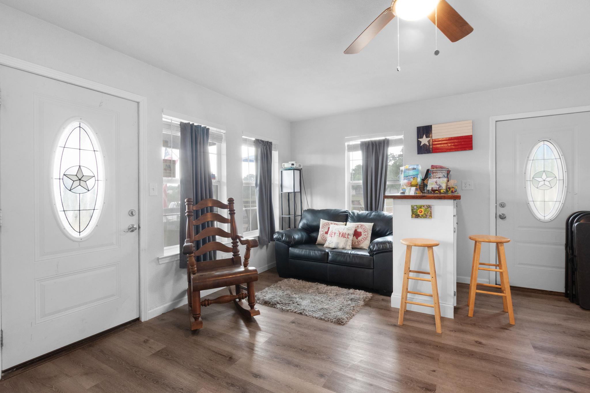 310 Cortez Trl, Buchanan Dam, TX 78609