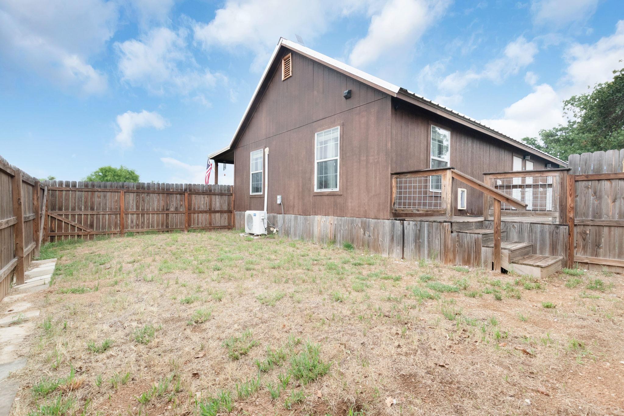310 Cortez Trl, Buchanan Dam, TX 78609