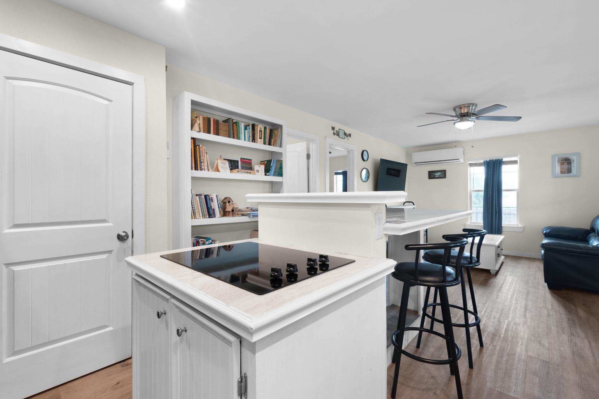 310 Cortez Trl, Buchanan Dam, TX 78609