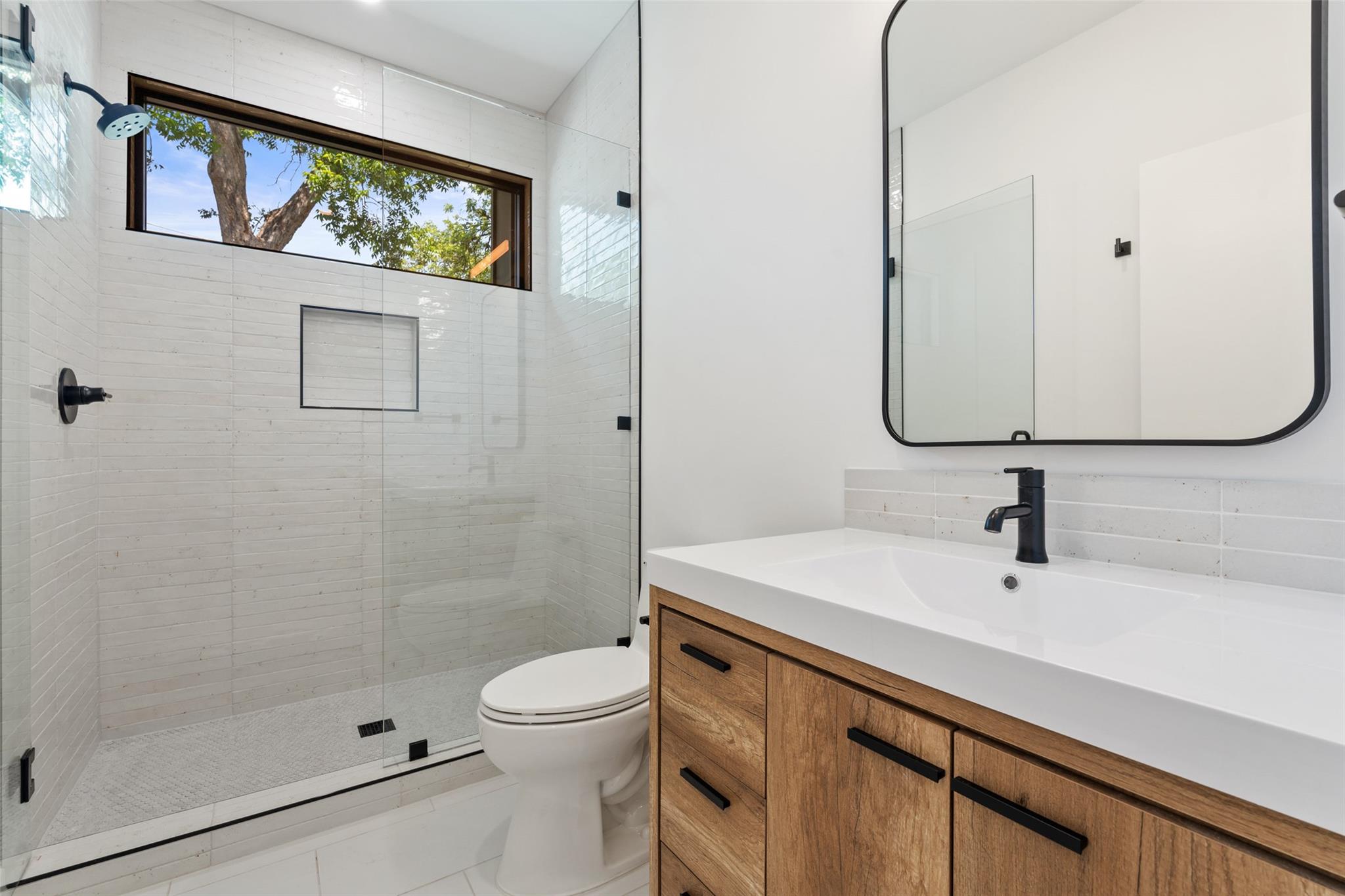 2107 Maple Ave, Austin, TX 78722