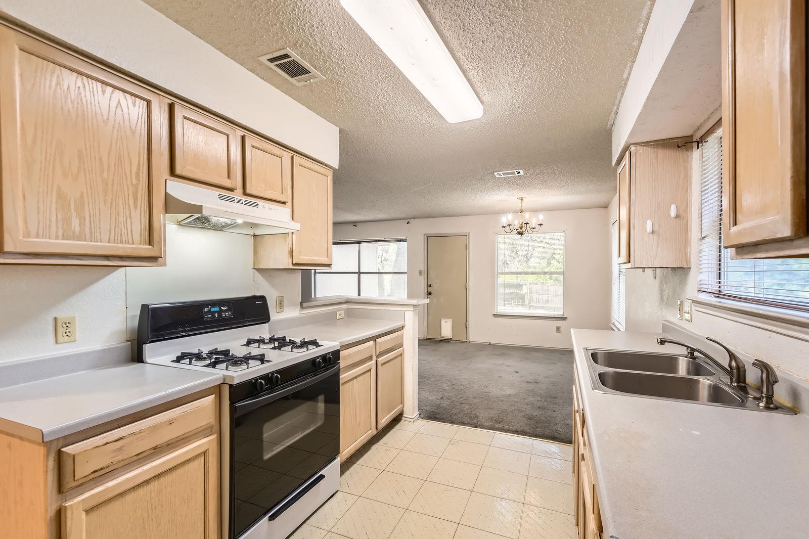 10421 Cayuse Cv, Austin, TX 78748