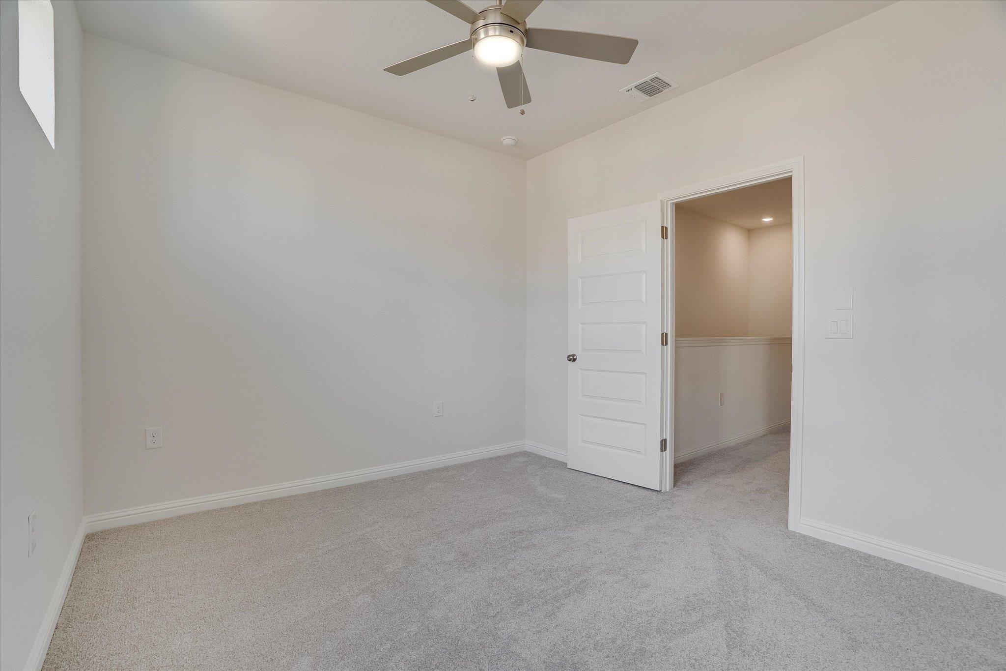 8208 Springsteen Dr, Austin, TX 78744