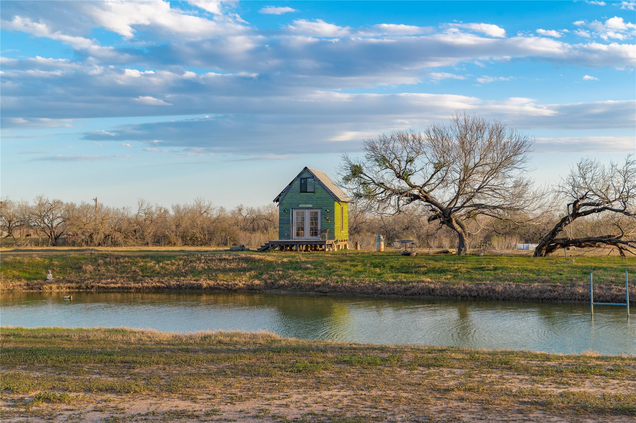 7150 Linne Rd, Seguin, TX 78155