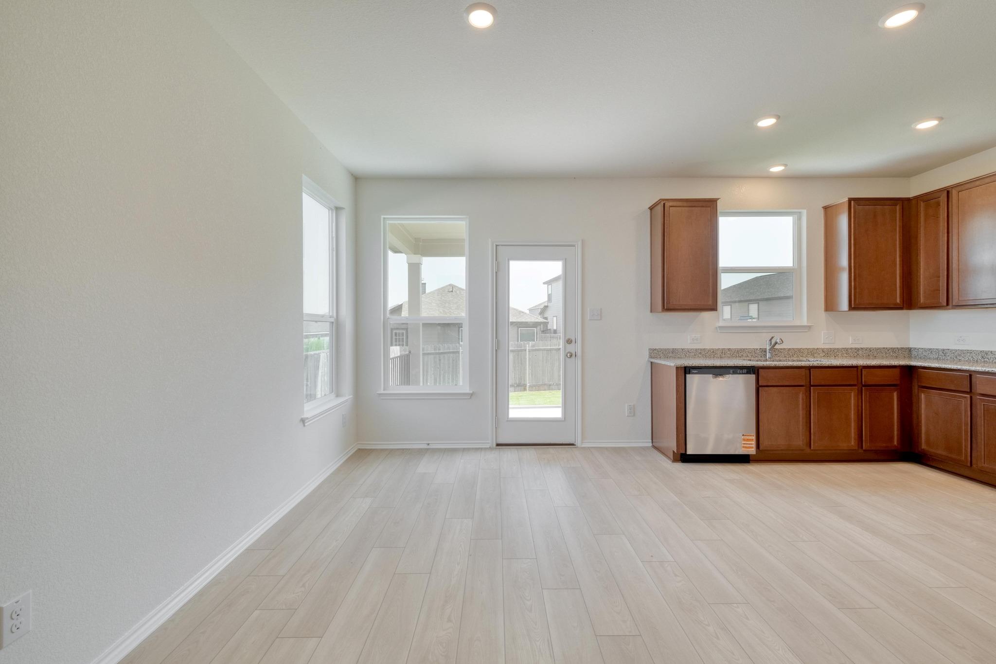 122 Lucky Texan Cv, Jarrell, TX 76537