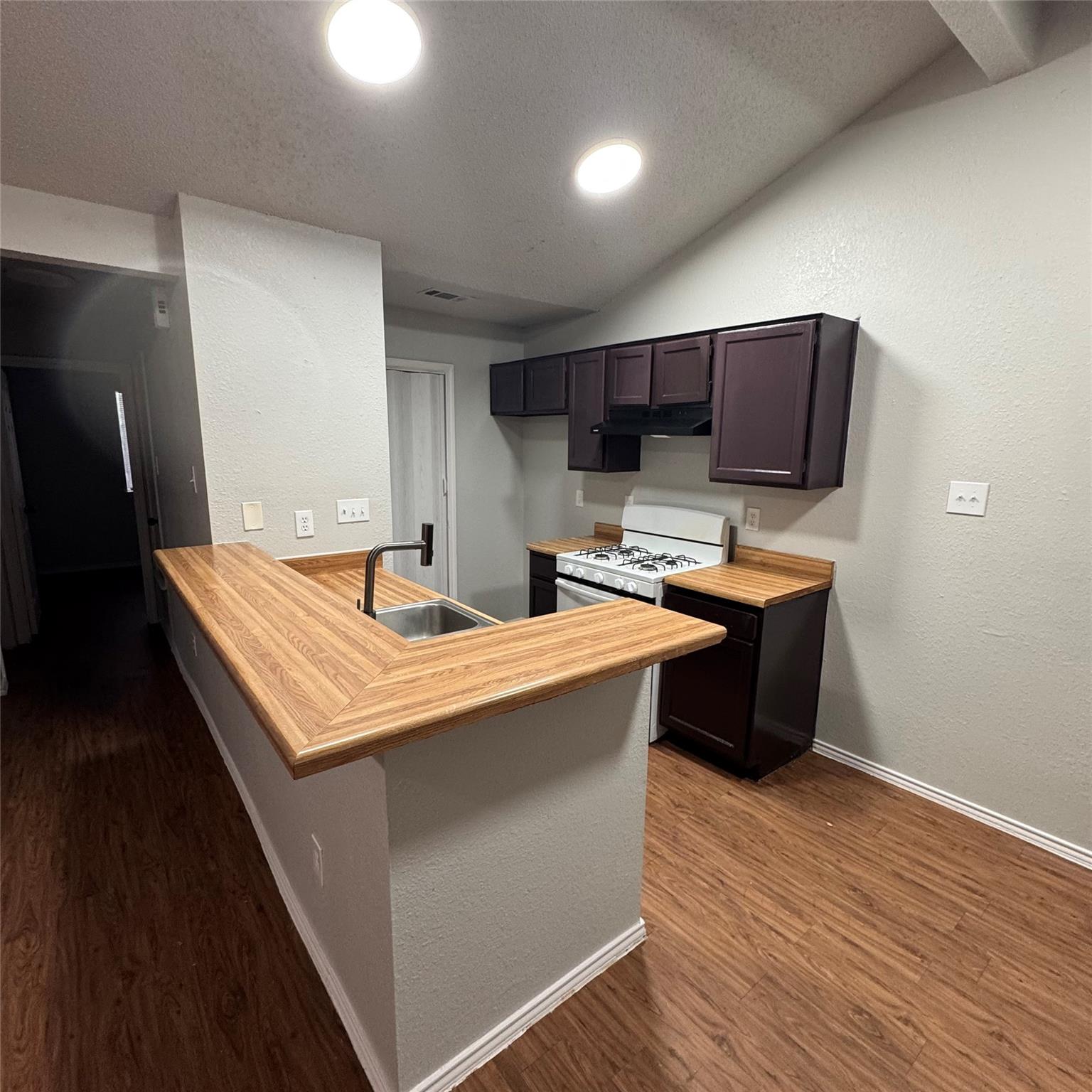 1212 Orchard Park Cir, Pflugerville, TX 78660