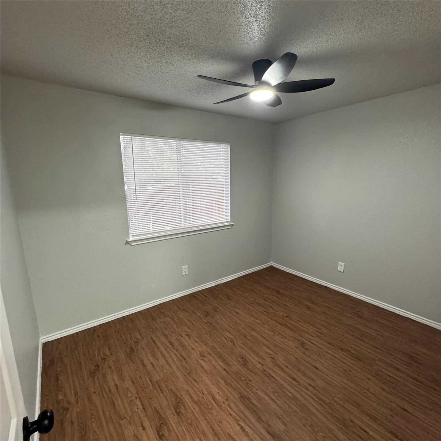 1212 Orchard Park Cir, Pflugerville, TX 78660