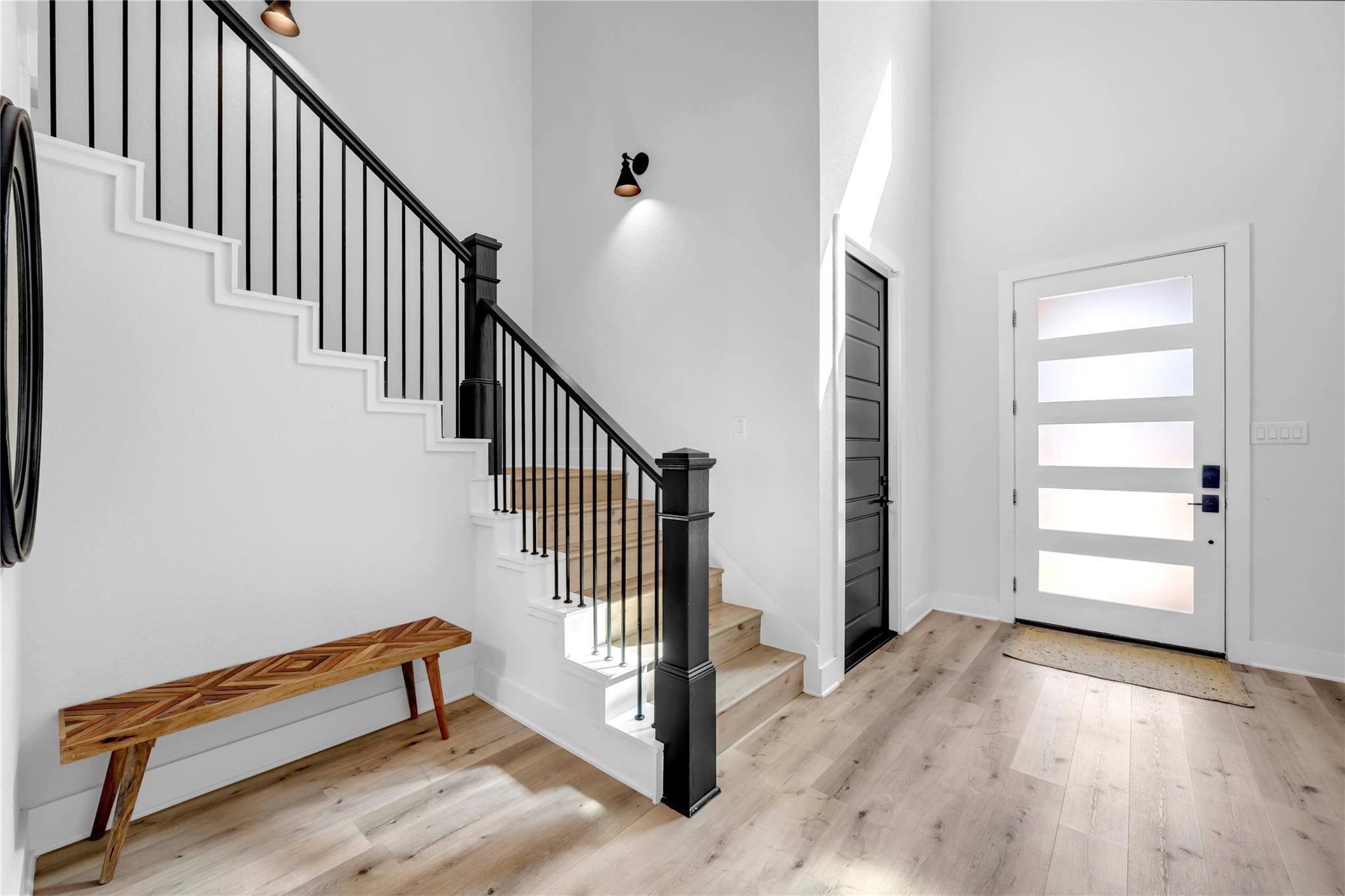 128 Village View Dr, Kingsland, TX 78639