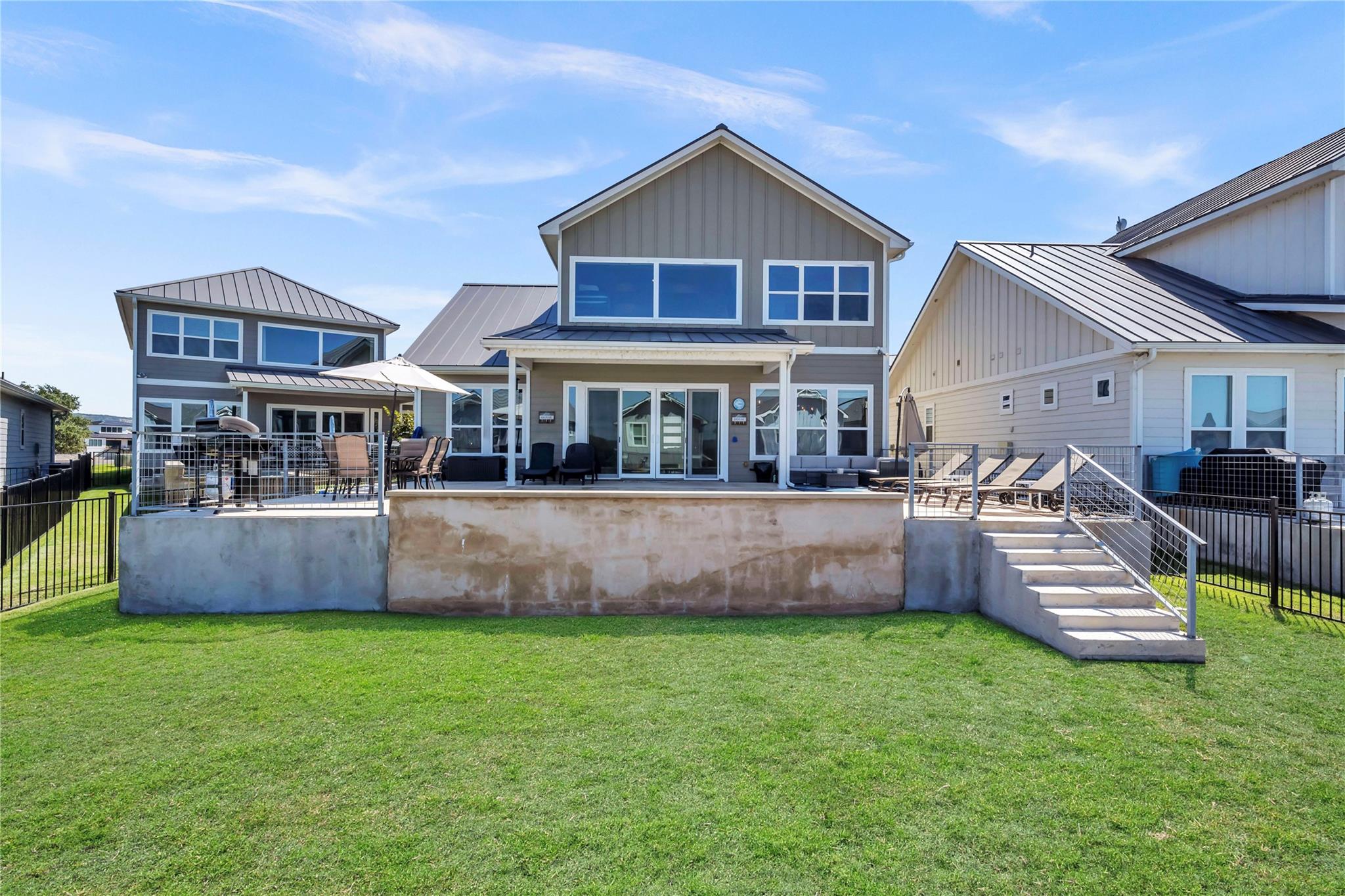 128 Village View Dr, Kingsland, TX 78639