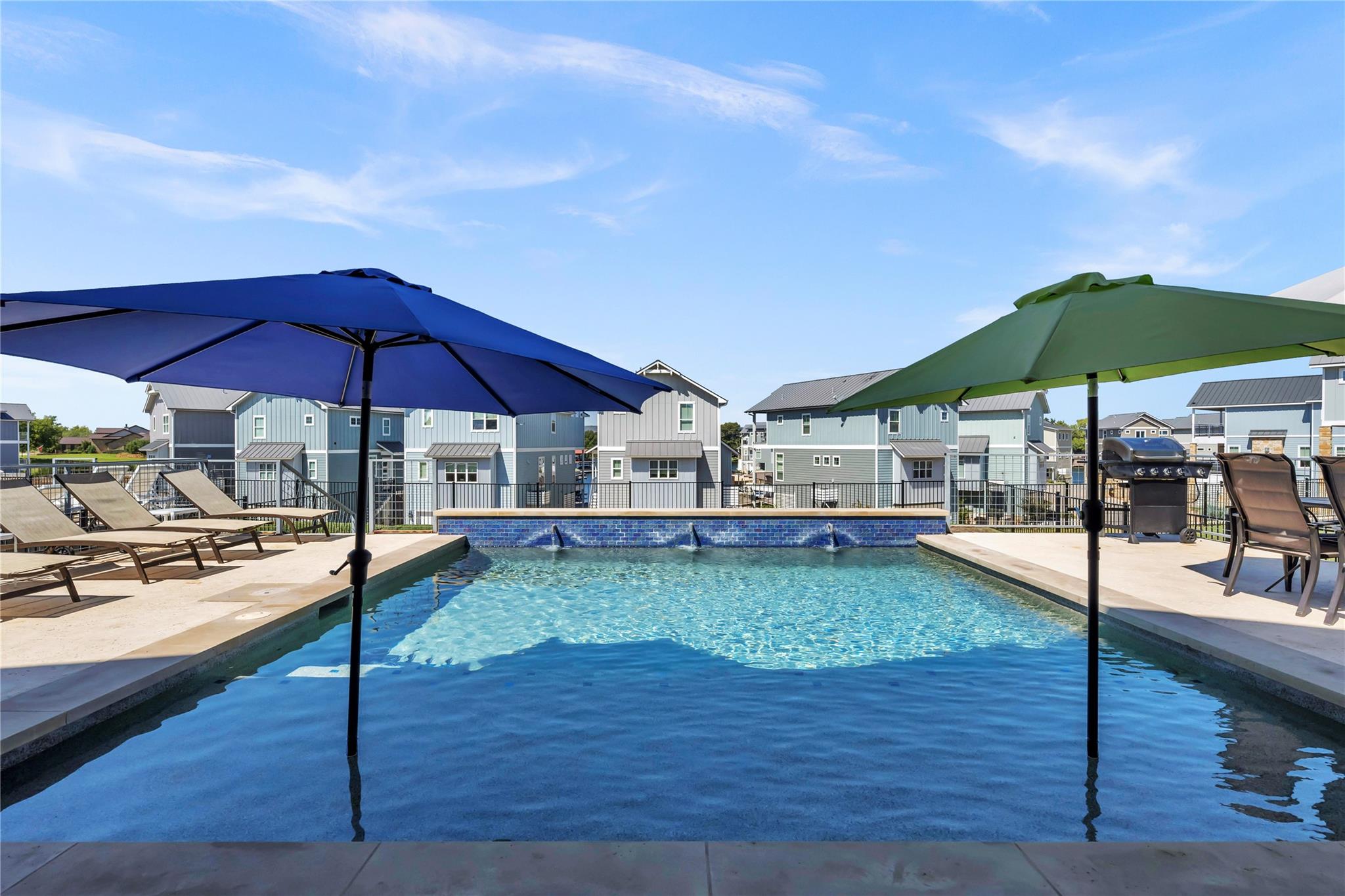 128 Village View Dr, Kingsland, TX 78639