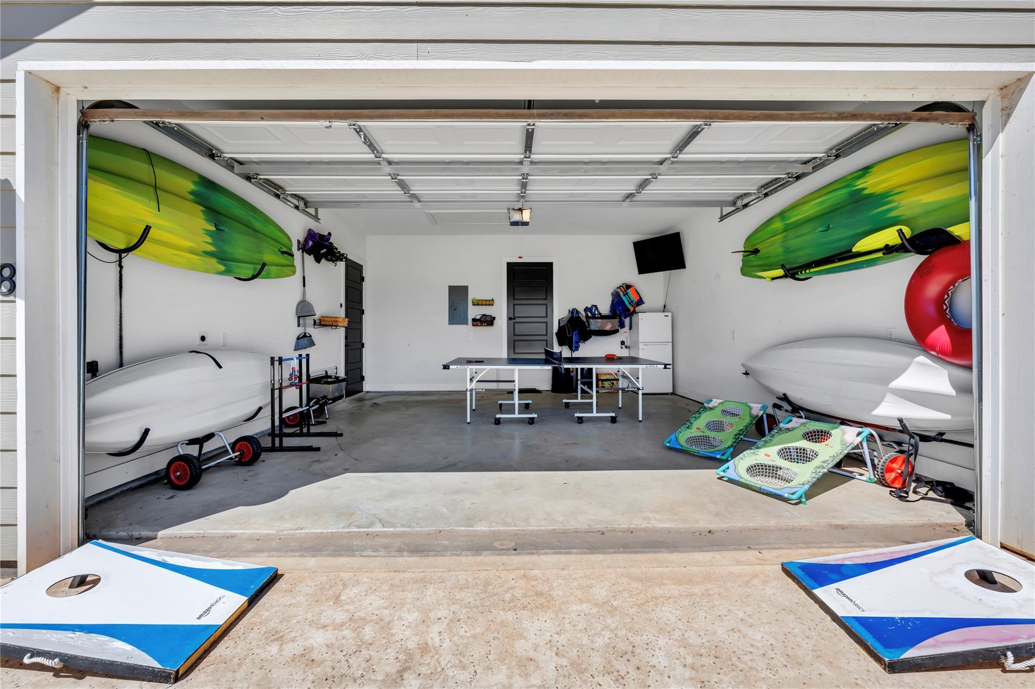 128 Village View Dr, Kingsland, TX 78639