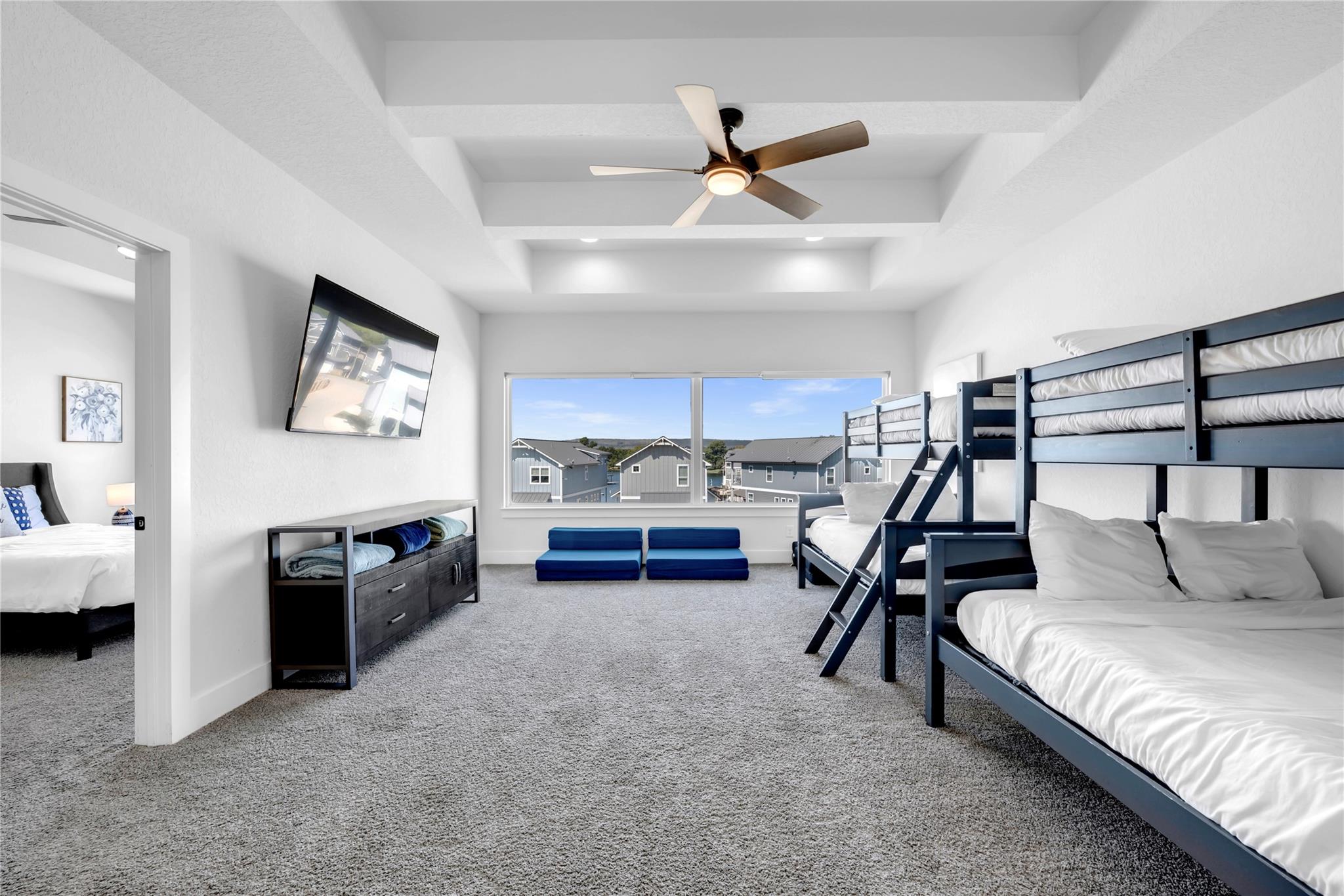 128 Village View Dr, Kingsland, TX 78639