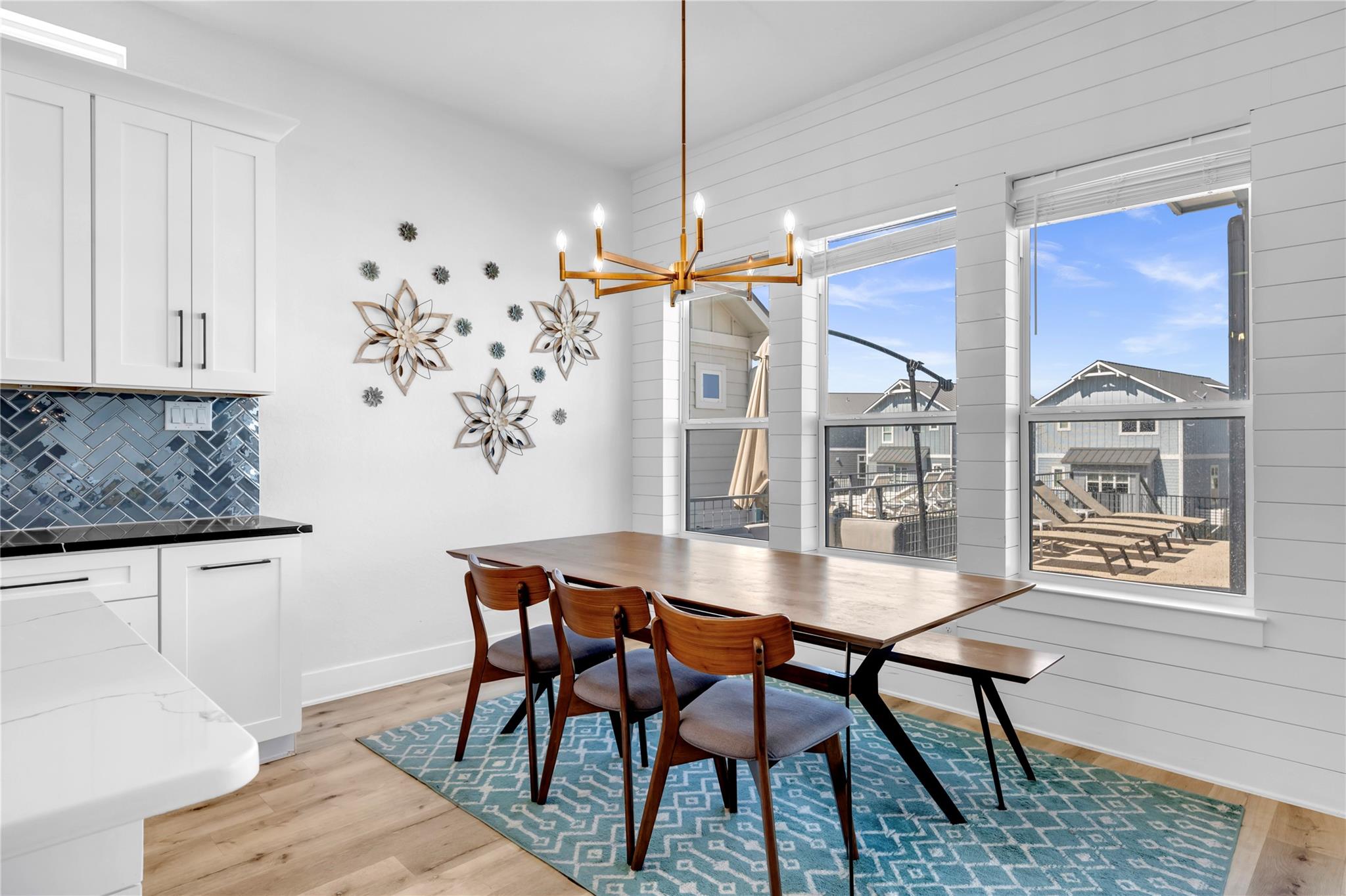 128 Village View Dr, Kingsland, TX 78639