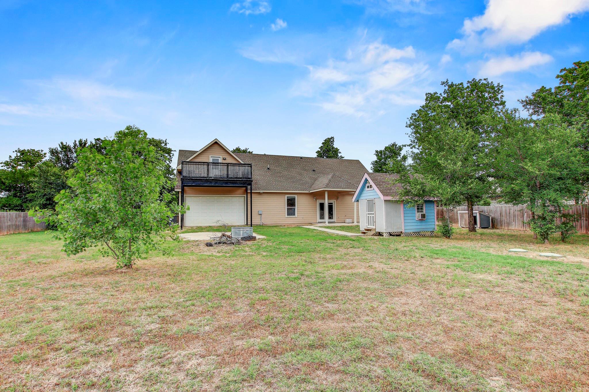 135 Romeria Dr, Cedar Creek, TX 78612