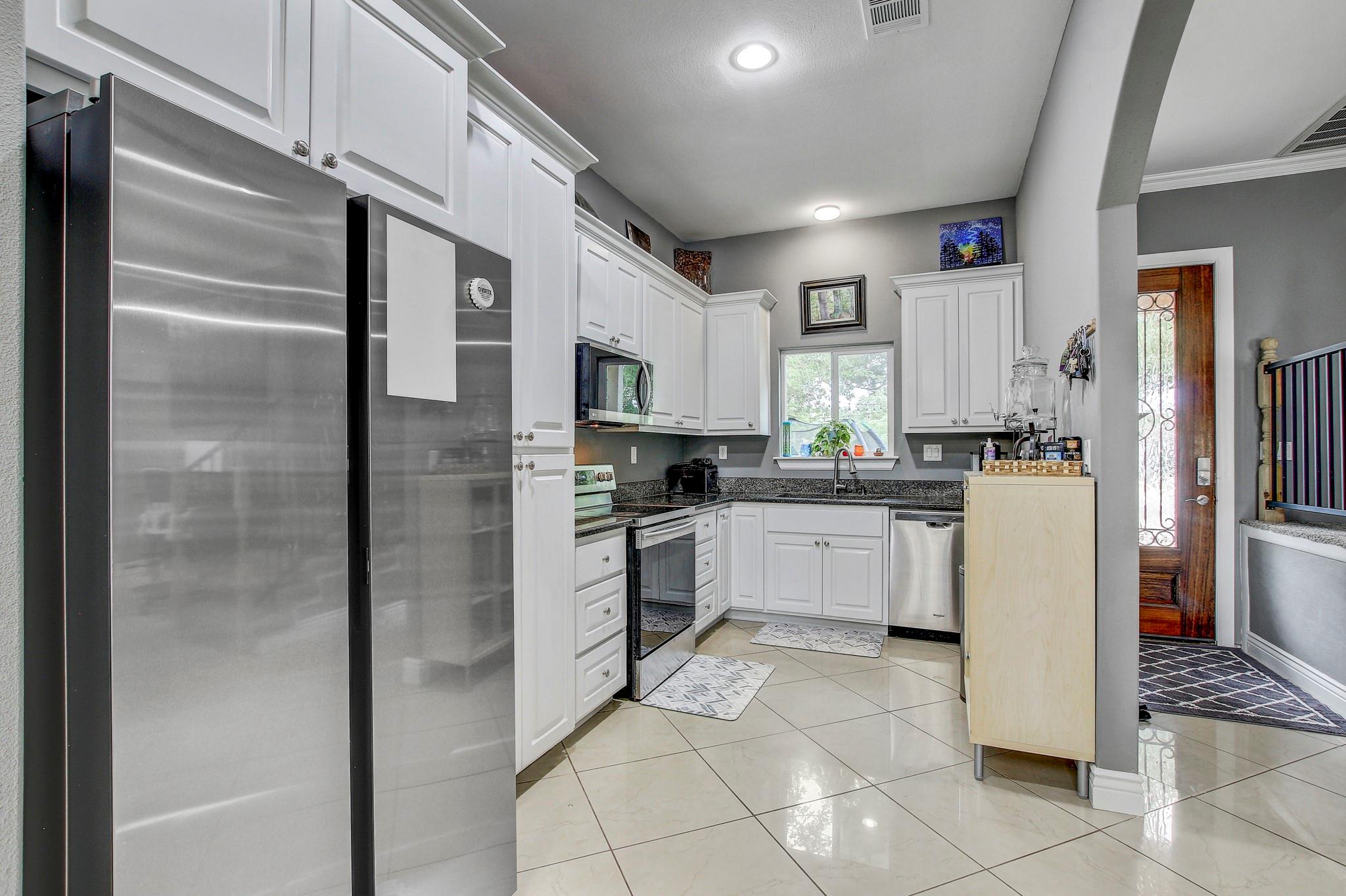135 Romeria Dr, Cedar Creek, TX 78612