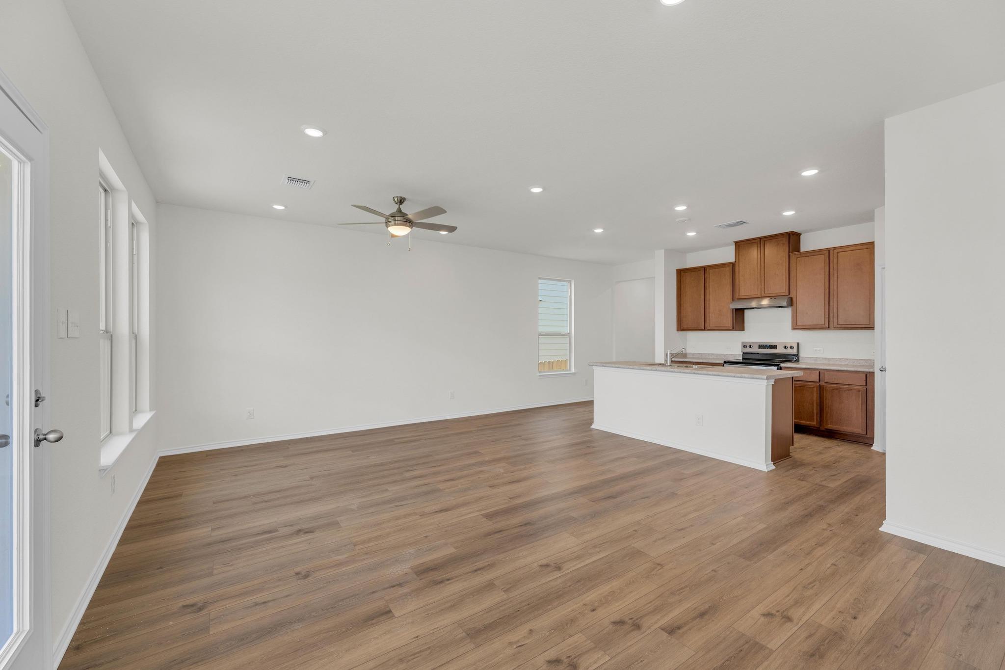 201 Lucky Texan Rd, Jarrell, TX 76537