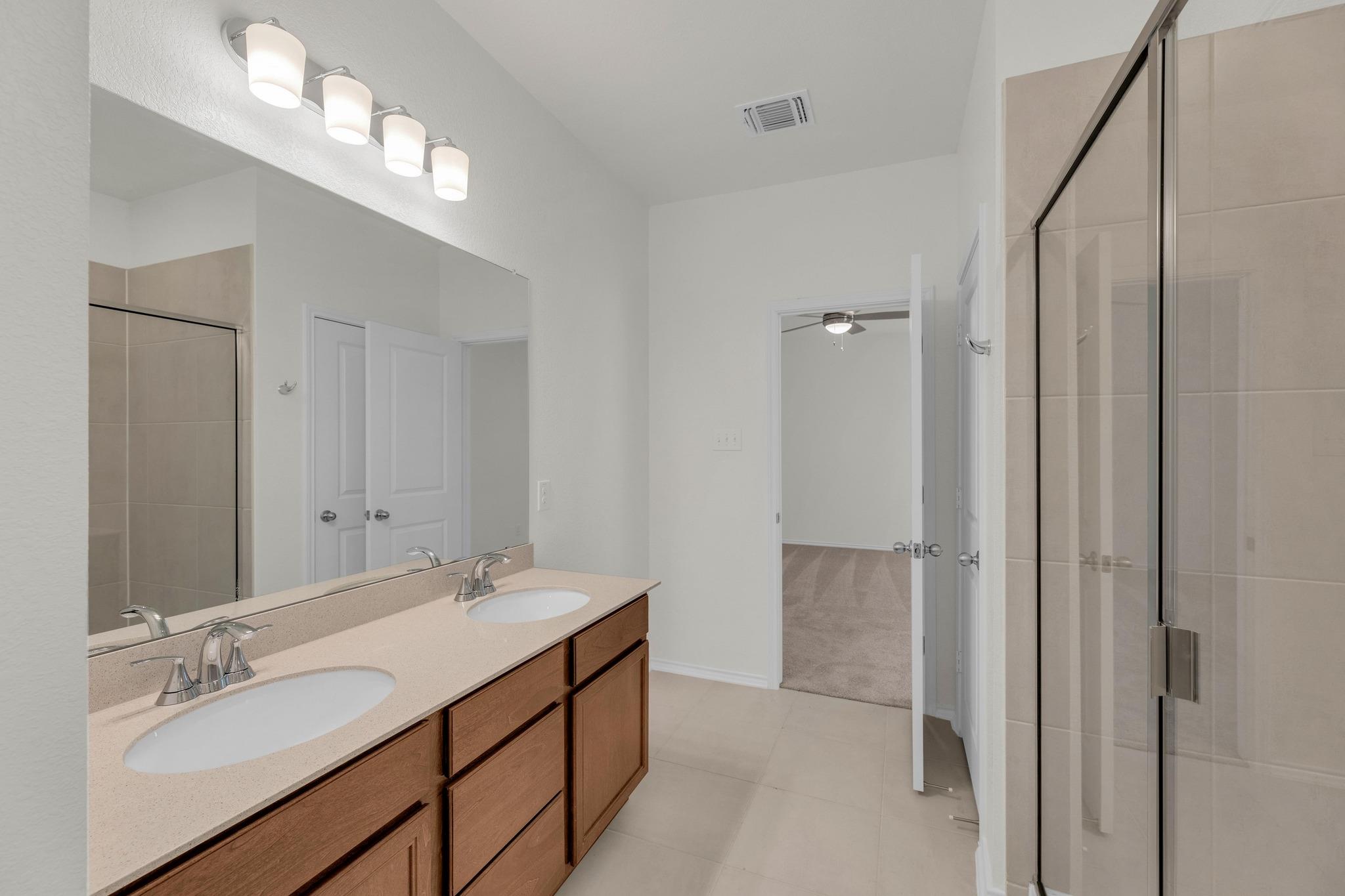 201 Lucky Texan Rd, Jarrell, TX 76537