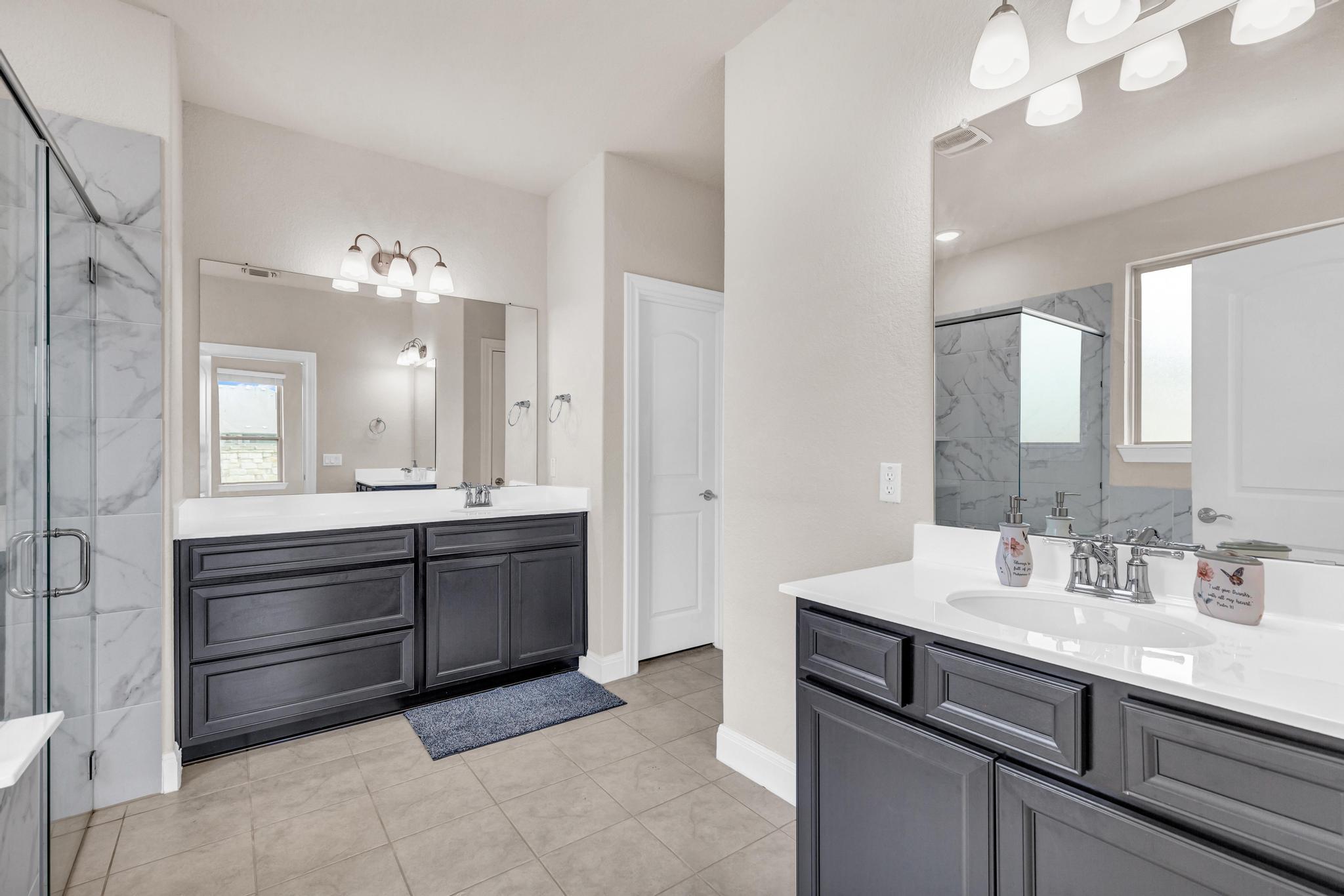100 Janelle Ln, Liberty Hill, TX 78642