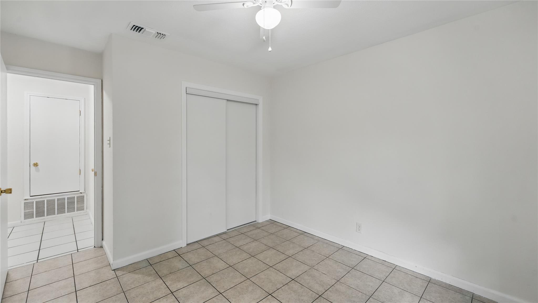 13610 Earlywood St, San Antonio, TX 78233