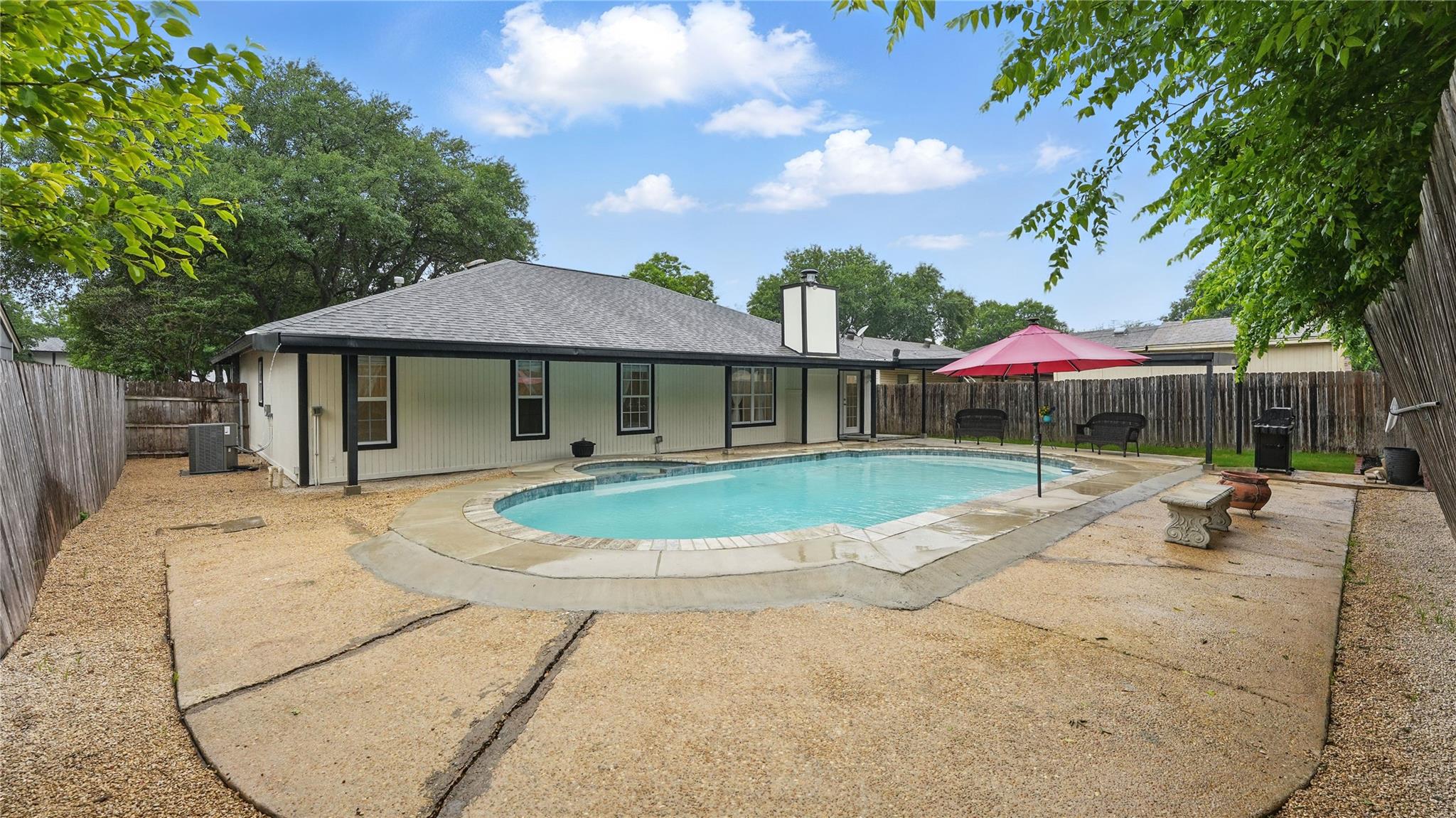 13610 Earlywood St, San Antonio, TX 78233