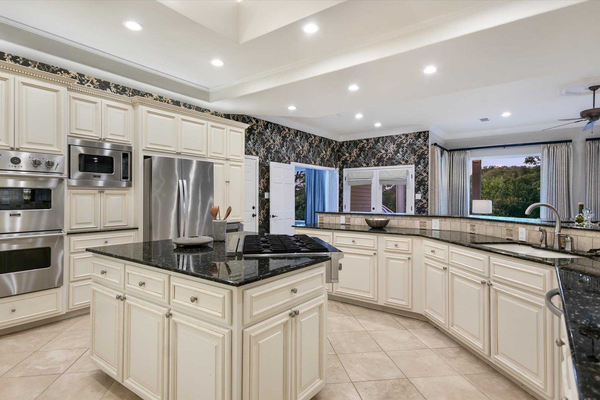 1703 Brookhaven Dr, Austin, TX 78704