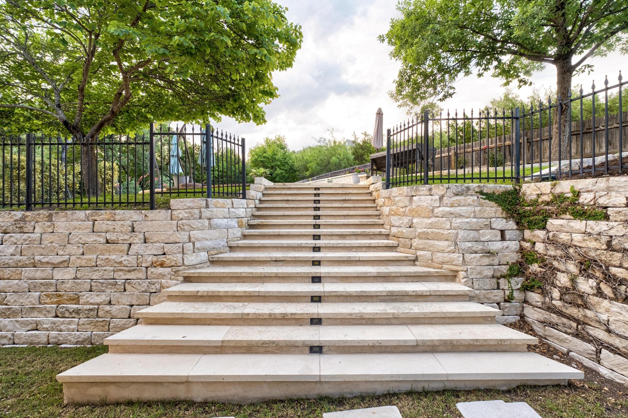 3717 Portofino Ct, Austin, TX 78732