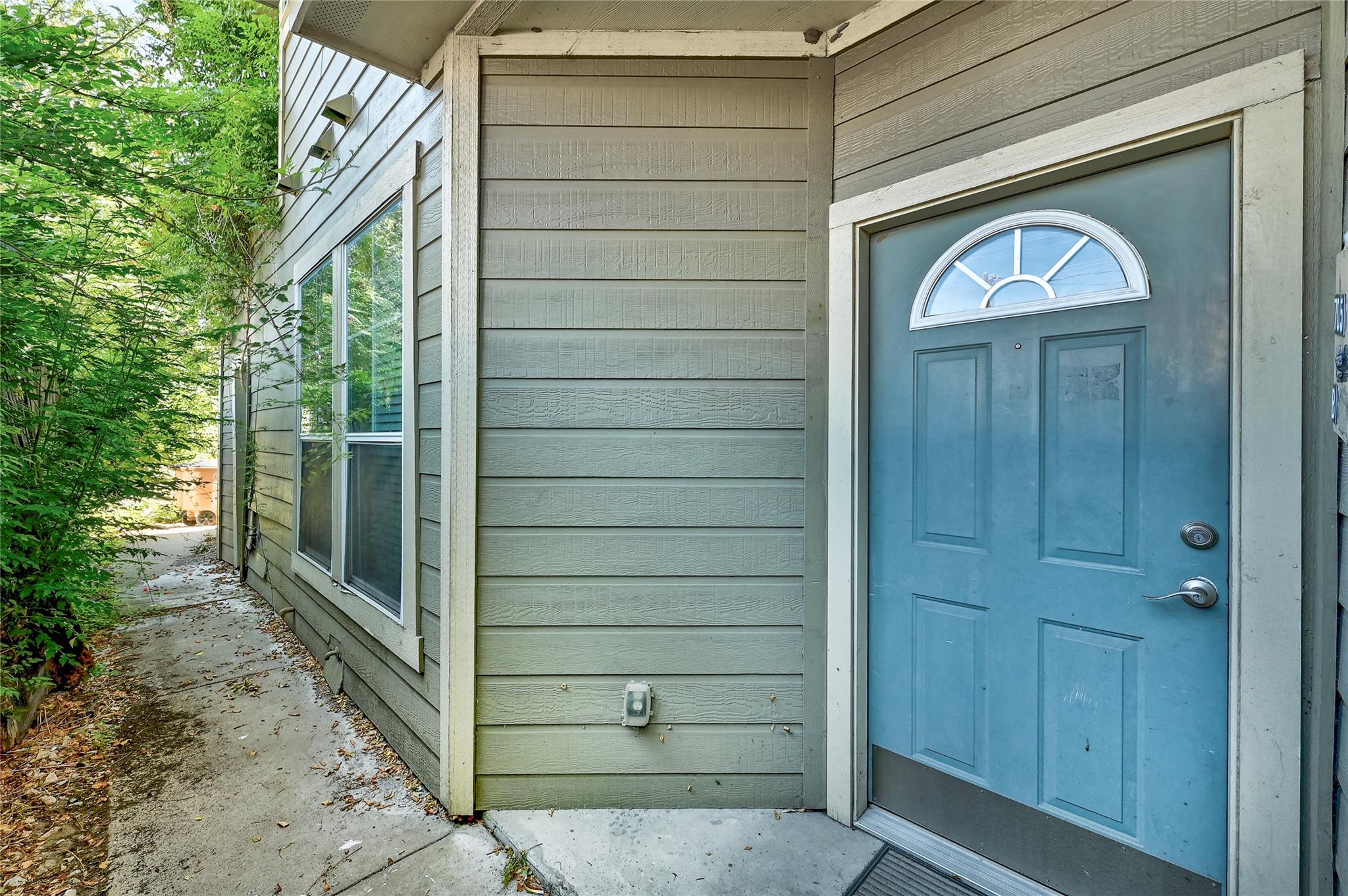 705 Nelray Blvd # B, Austin, TX 78751