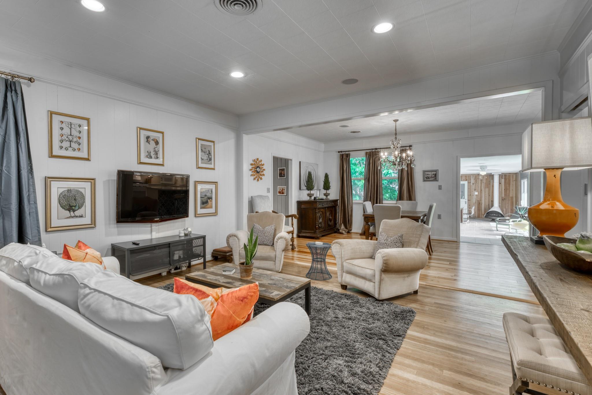 1524 Highway 159 W, Bellville, TX 77418