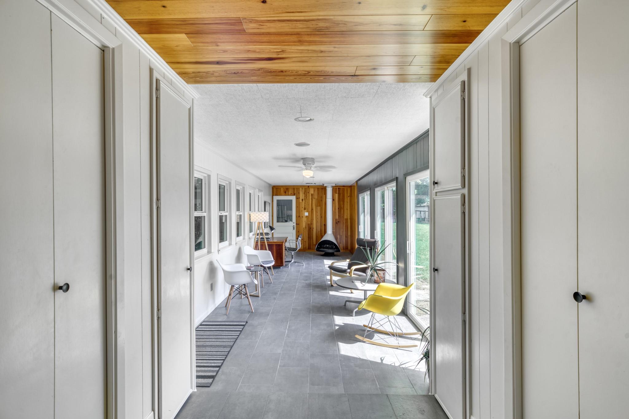 1524 Highway 159 W, Bellville, TX 77418