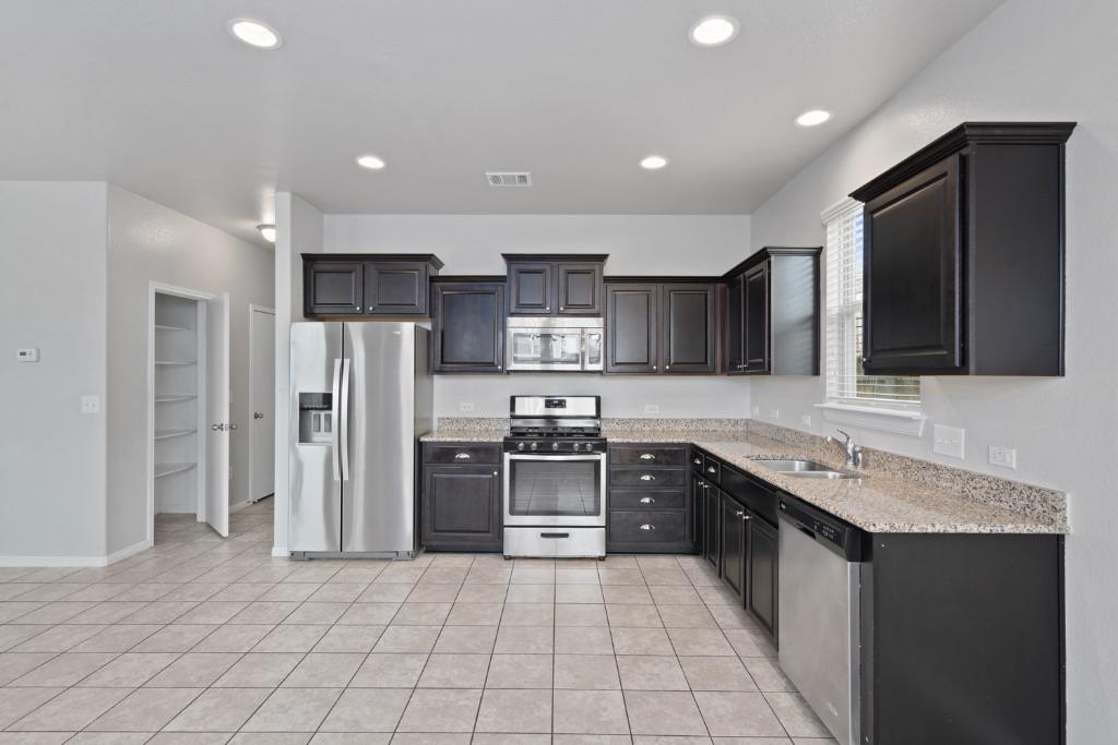 232 Triumph Rd, Buda, TX 78610