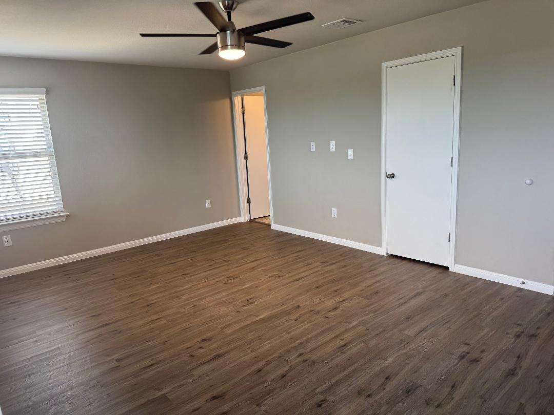 232 Triumph Rd, Buda, TX 78610