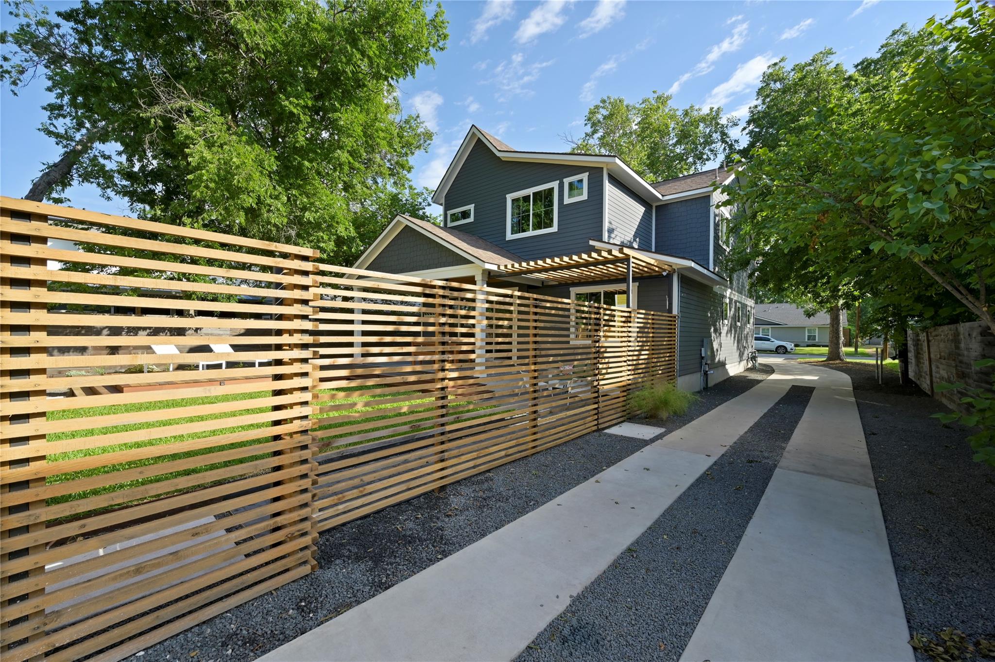 1815 Cullen Ave # 1, Austin, TX 78757