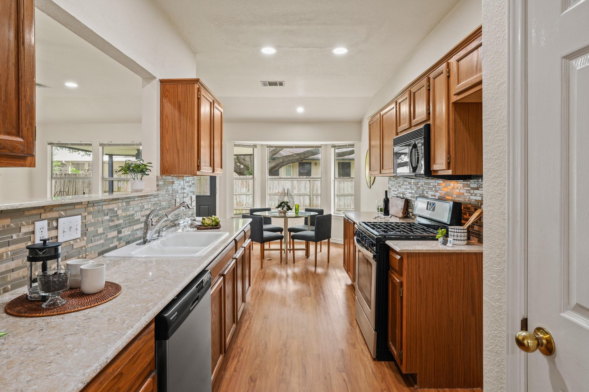 9349 Bernoulli Dr, Austin, TX 78748