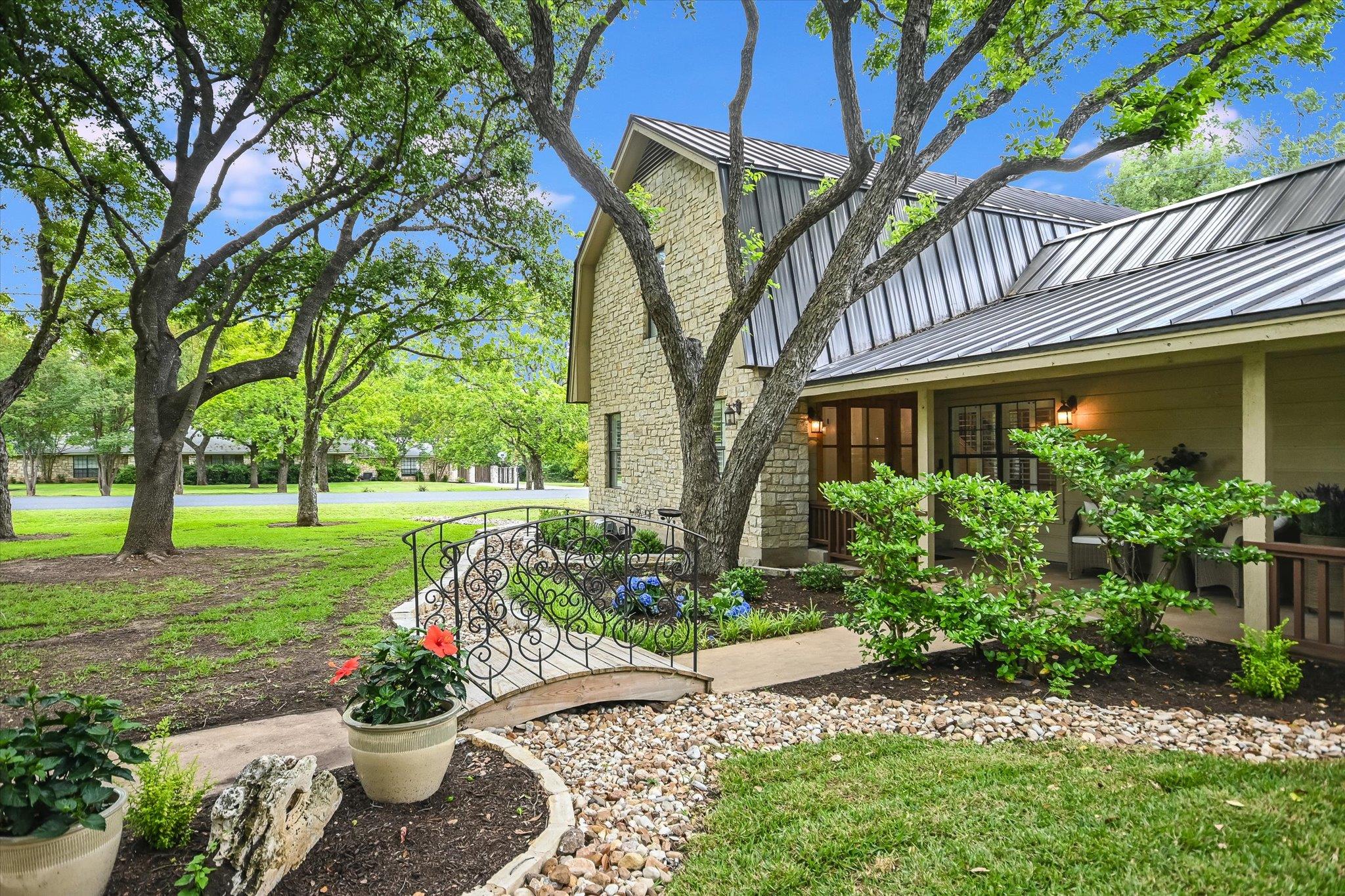 3301 Arrowhead Cir, Round Rock, TX 78681