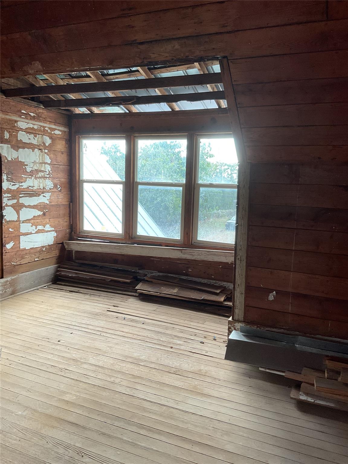 505 S Avenue C Ave, Elgin, TX 78621