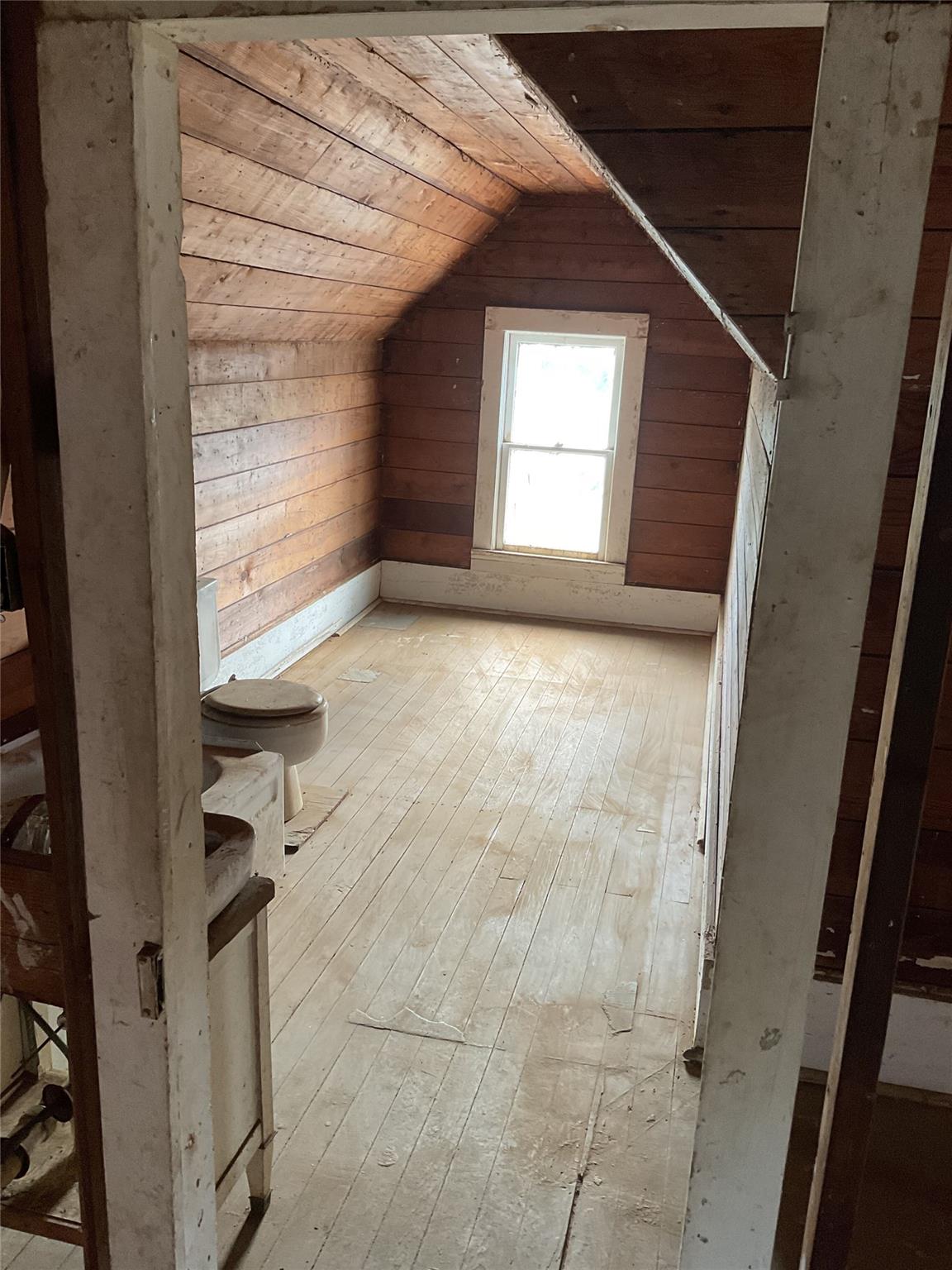 505 S Avenue C Ave, Elgin, TX 78621