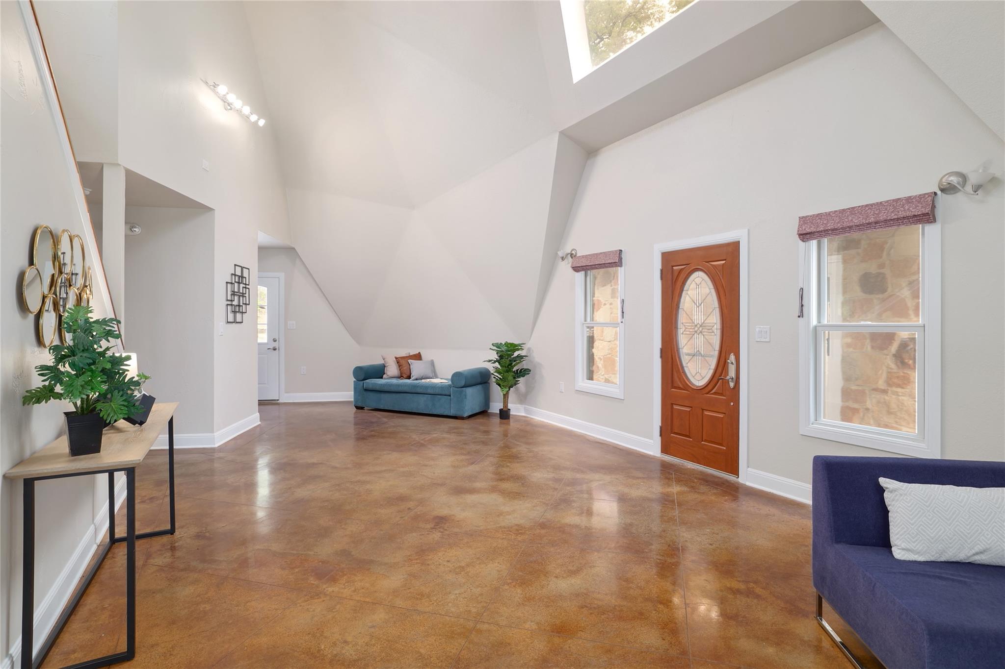 16 Tall Oaks Trl, Austin, TX 78737
